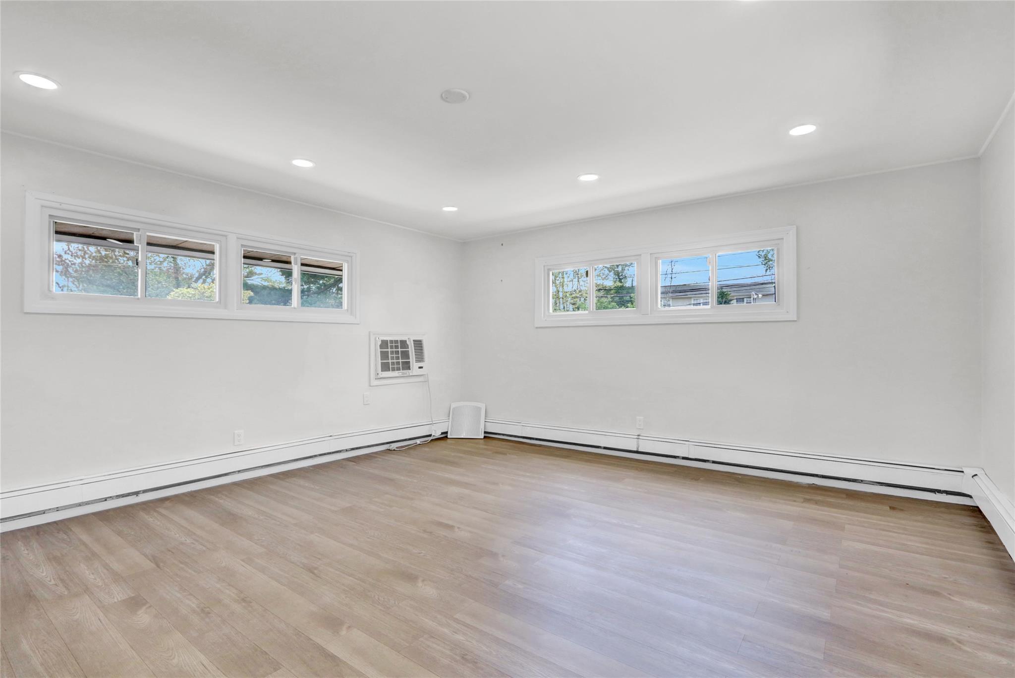 Single Family Shield  Nassau County, NY 11756, MLS-861138-6