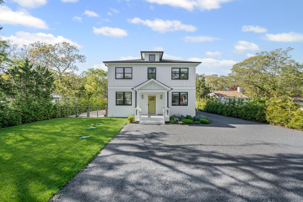 Single Family Priscilla  Suffolk County, NY 11901, MLS-861148-2