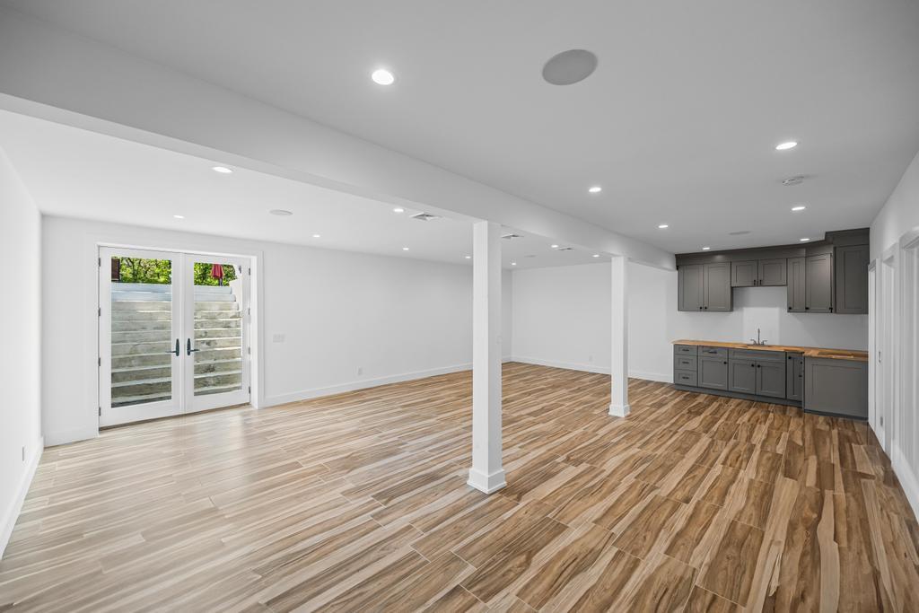 Single Family Priscilla  Suffolk County, NY 11901, MLS-861148-29