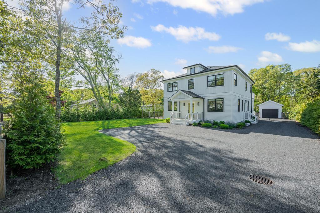 Single Family Priscilla  Suffolk County, NY 11901, MLS-861148-41