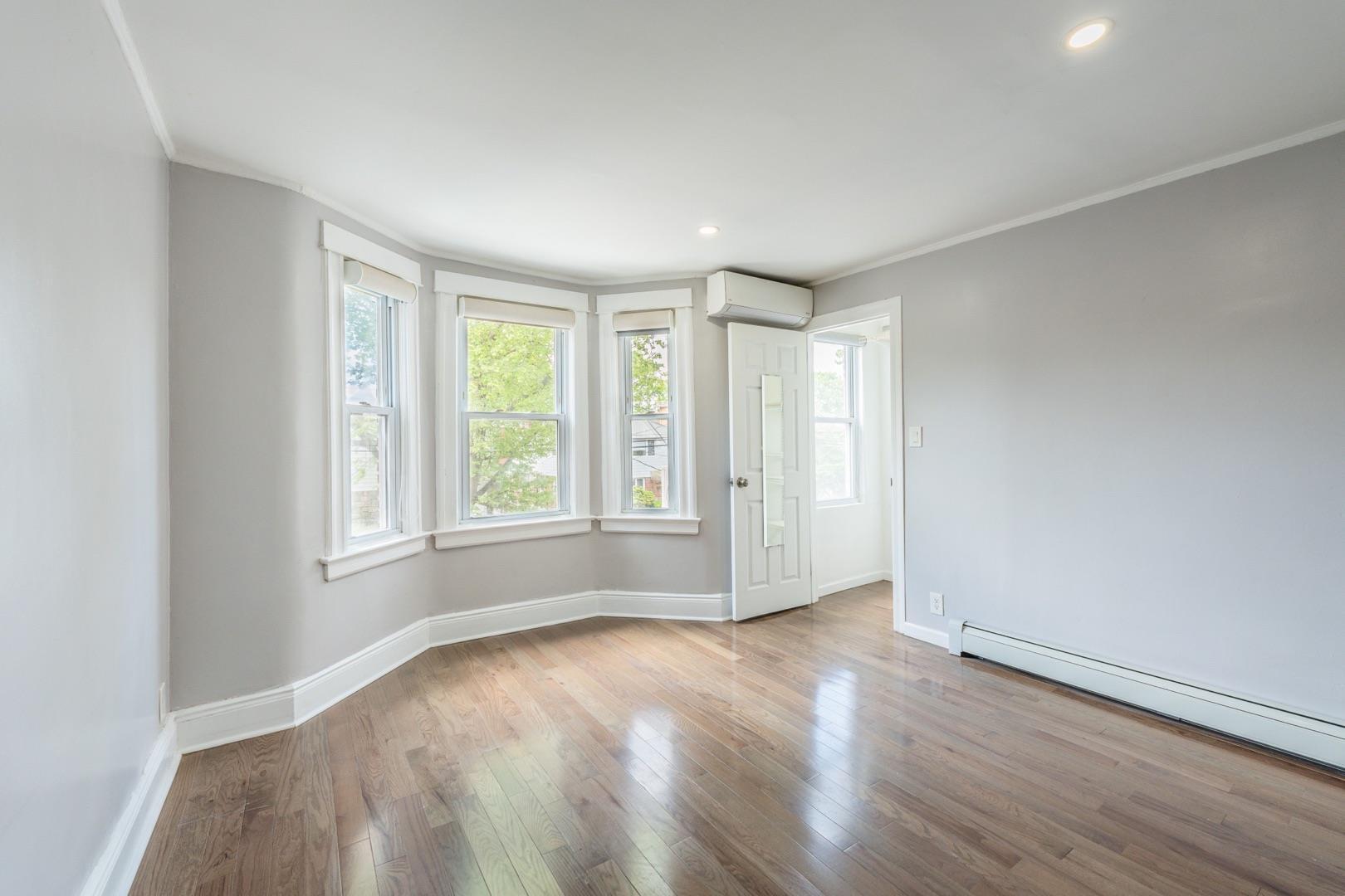 Single Family 18th  Queens, NY 11357, MLS-861154-11