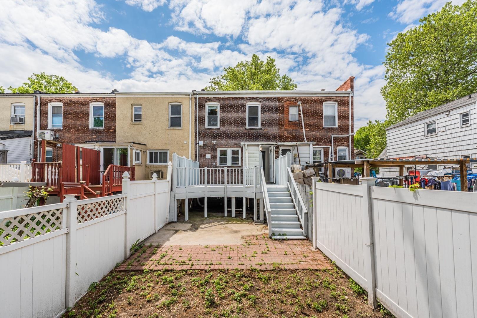 Single Family 18th  Queens, NY 11357, MLS-861154-21