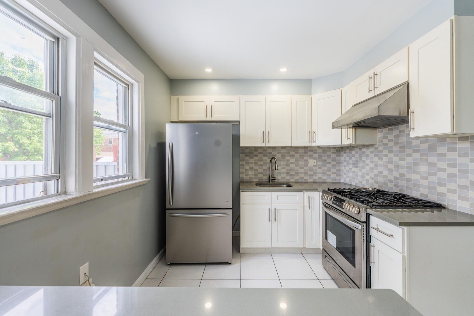 Single Family 18th  Queens, NY 11357, MLS-861154-8