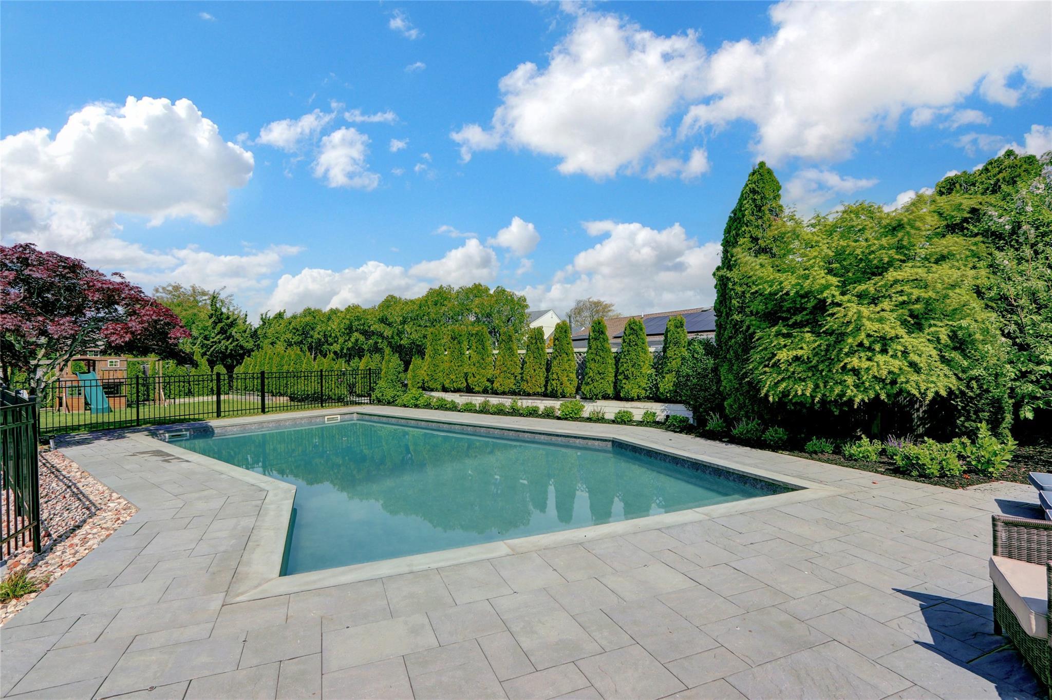 Single Family Shore  Suffolk County, NY 11726, MLS-861156-29