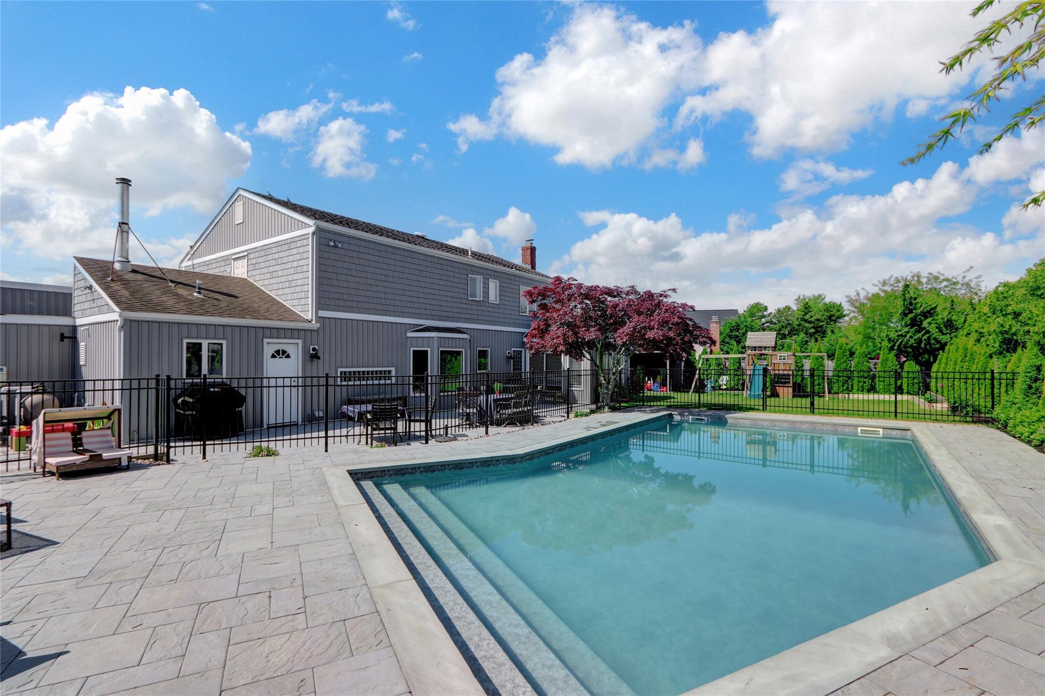Single Family Shore  Suffolk County, NY 11726, MLS-861156-30