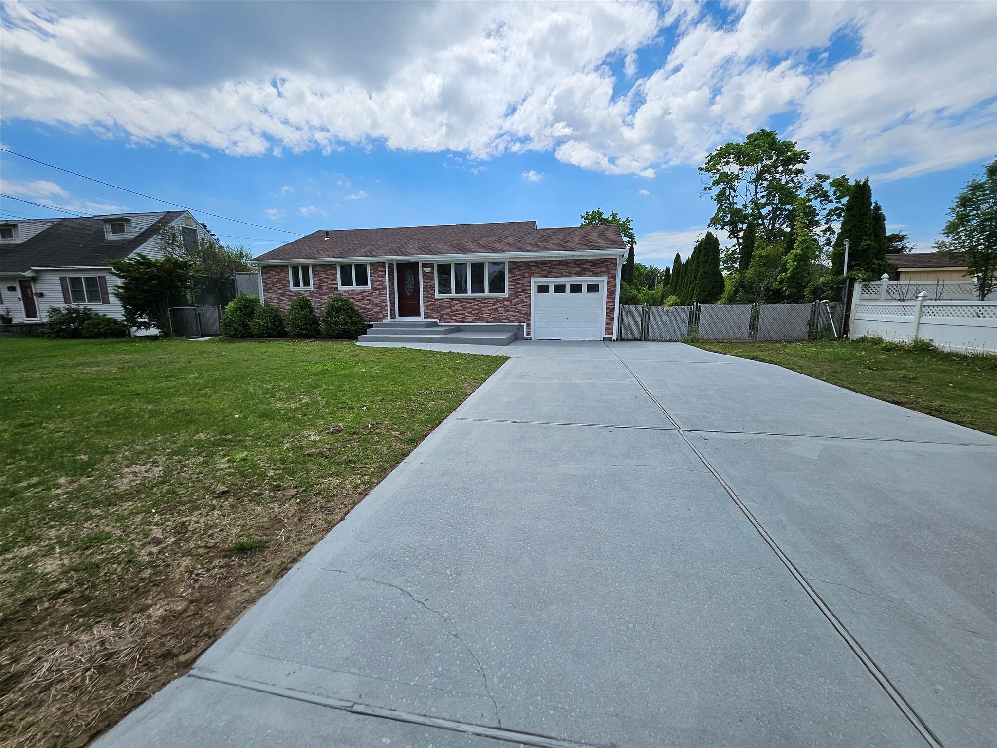 Single Family Eugene  Suffolk County, NY 11754, MLS-861160-3