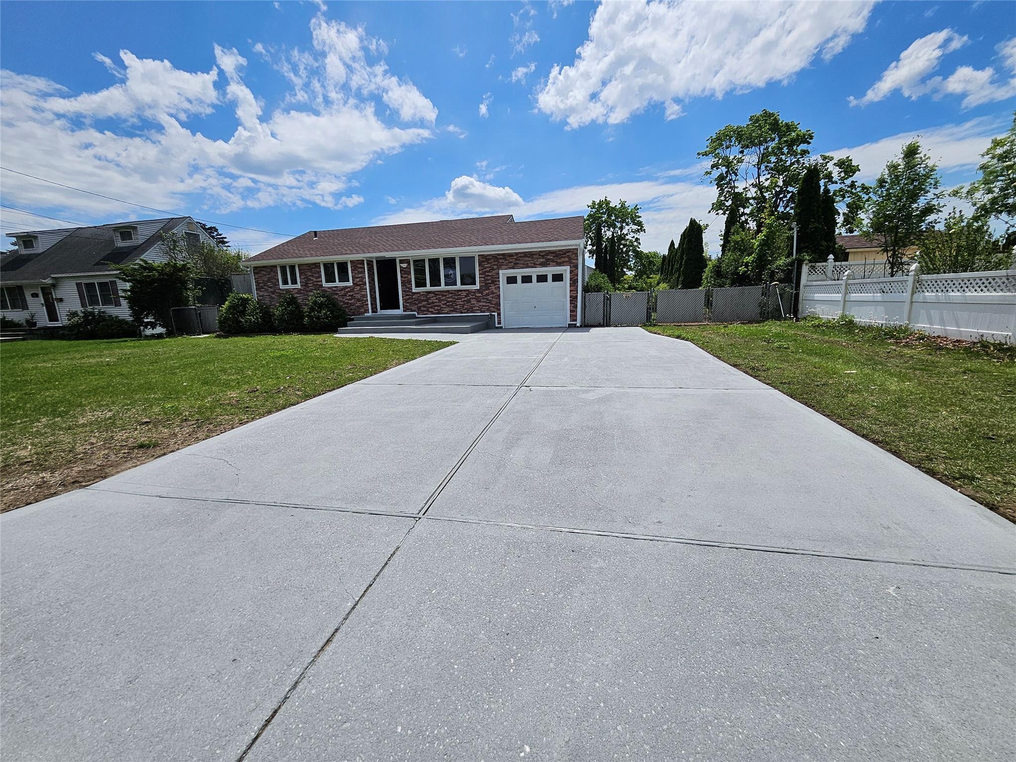 Single Family Eugene  Suffolk County, NY 11754, MLS-861160-31