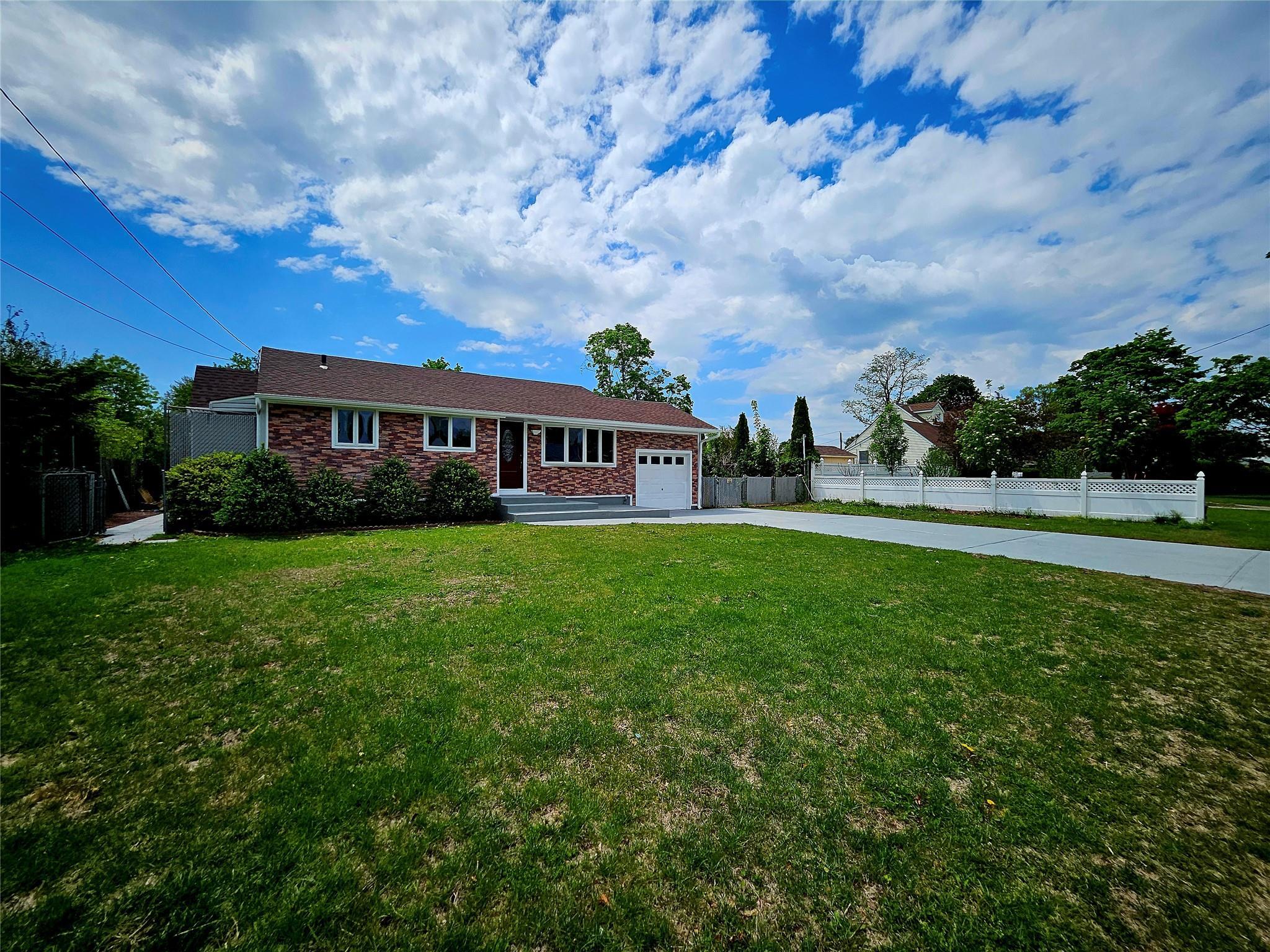 Single Family Eugene  Suffolk County, NY 11754, MLS-861160-5
