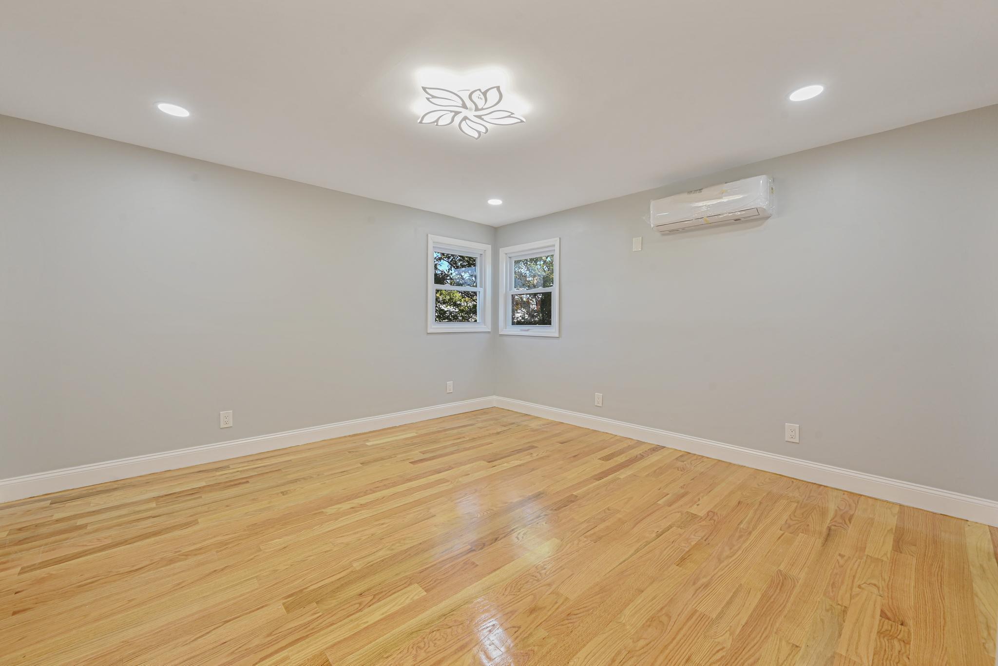 Single Family State  Nassau County, NY 11580, MLS-861173-25