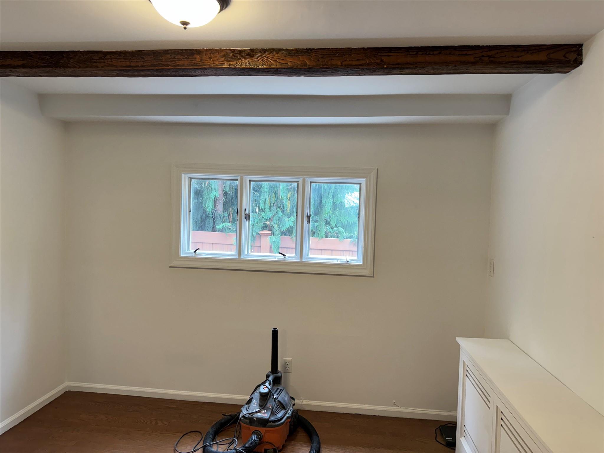 Single Family Cryders  Queens, NY 11357, MLS-861181-8