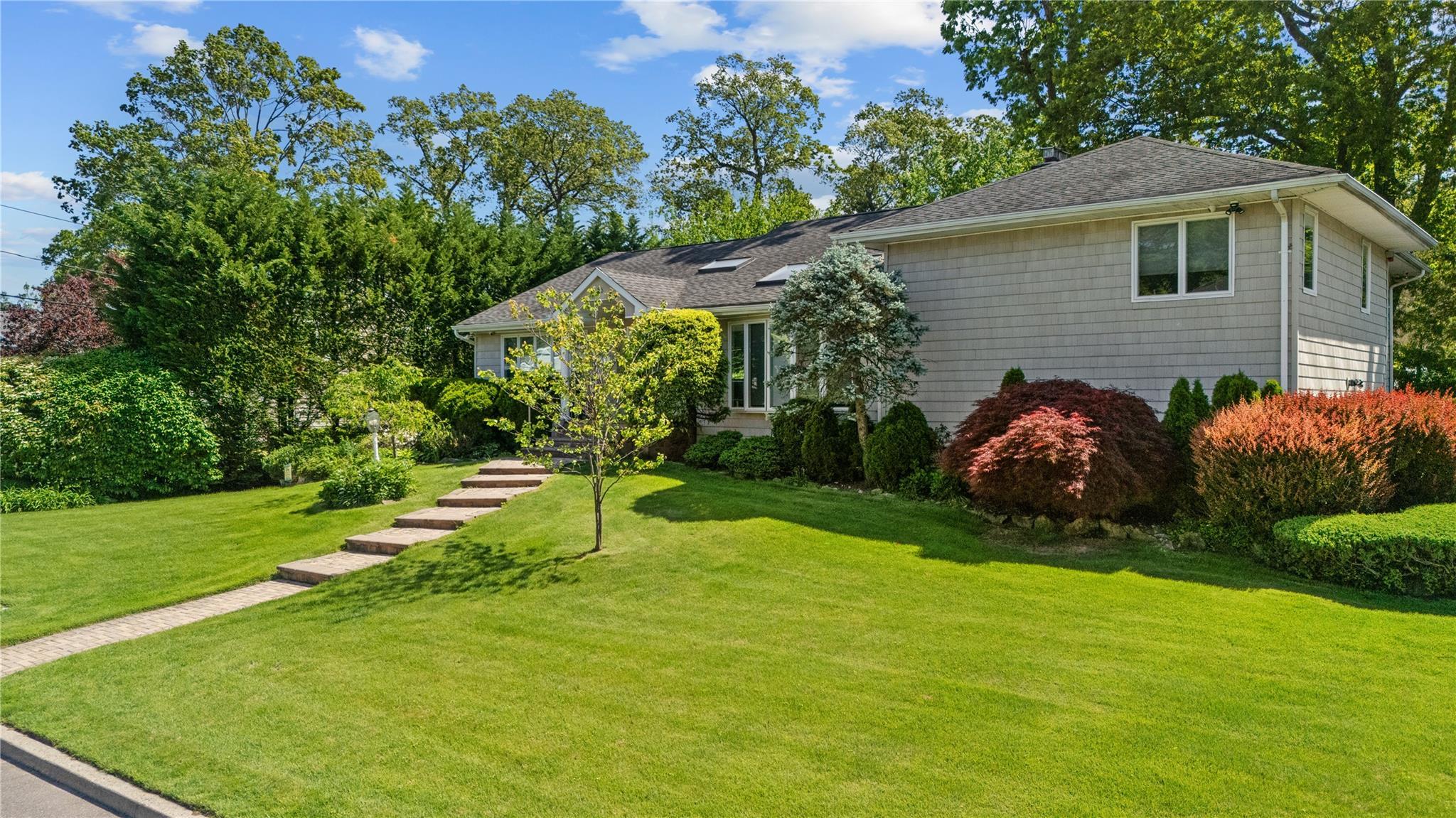 Single Family Belmont  Nassau County, NY 11577, MLS-861182-3