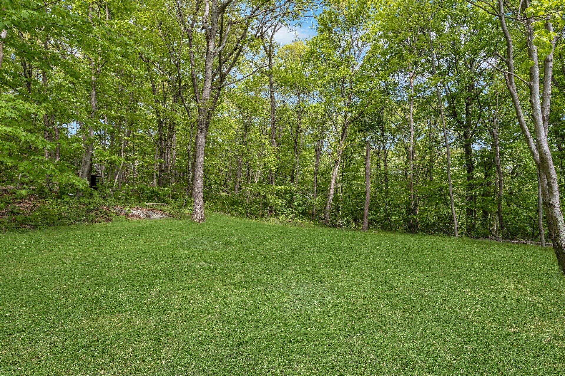 Single Family Mey Crescent  Dutchess County, NY 12582, MLS-861186-28