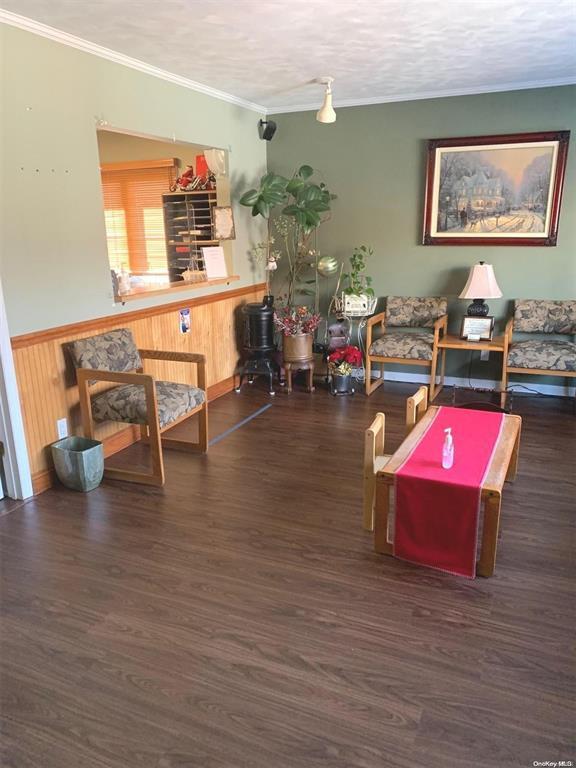 Commercial Lease 22nd Avenue  Queens, NY 11357, MLS-861192-4