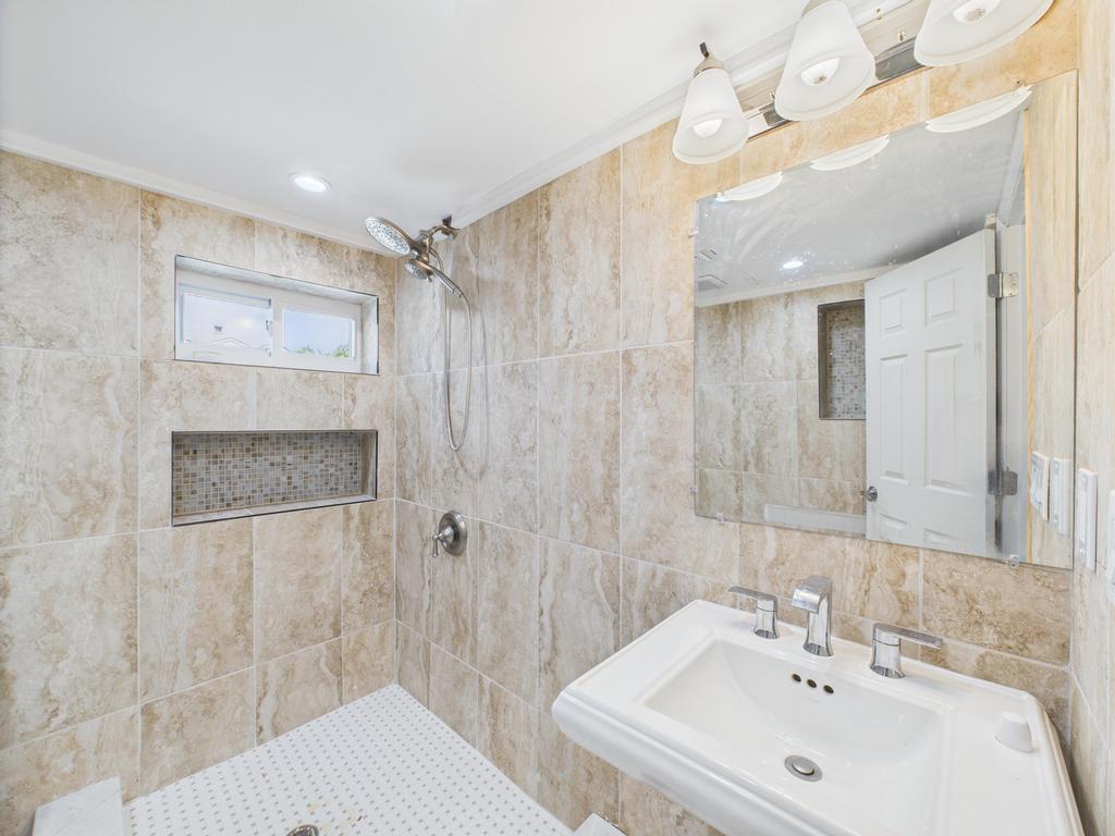 Single Family Martha  Nassau County, NY 11520, MLS-861197-23