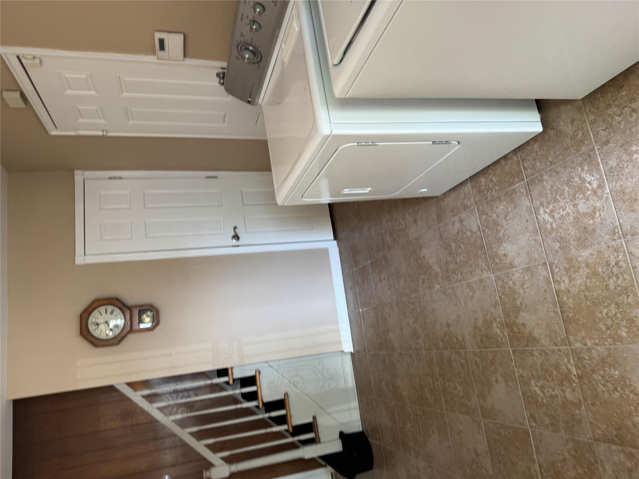 Single Family 90th  Queens, NY 11414, MLS-861198-3
