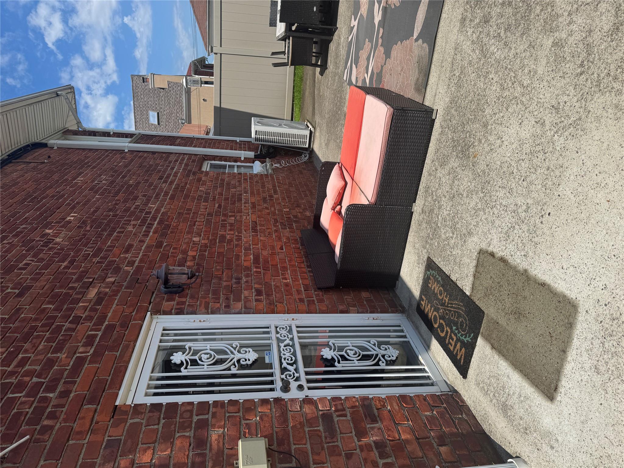 Single Family 90th  Queens, NY 11414, MLS-861198-9