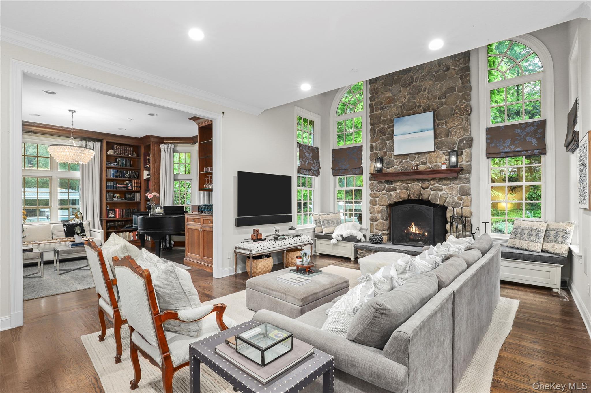 Single Family Cerf Westchester County, NY 10549, MLS-861208-10