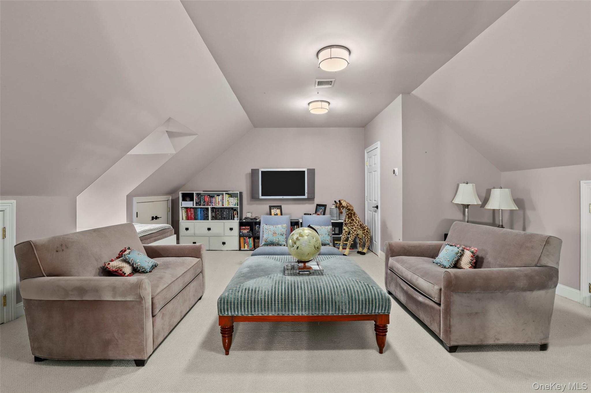 Single Family Cerf Westchester County, NY 10549, MLS-861208-37