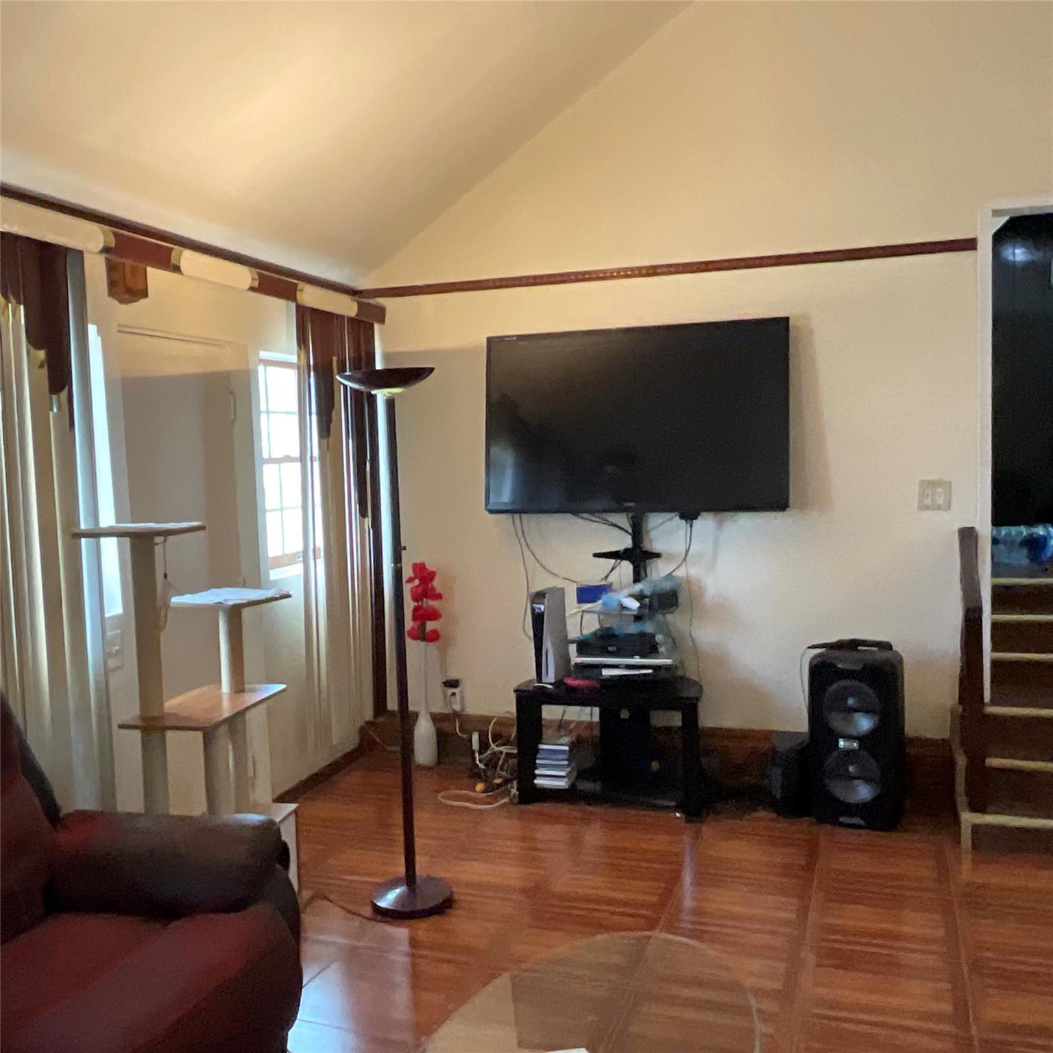Single Family 257th  Queens, NY 11422, MLS-861213-23