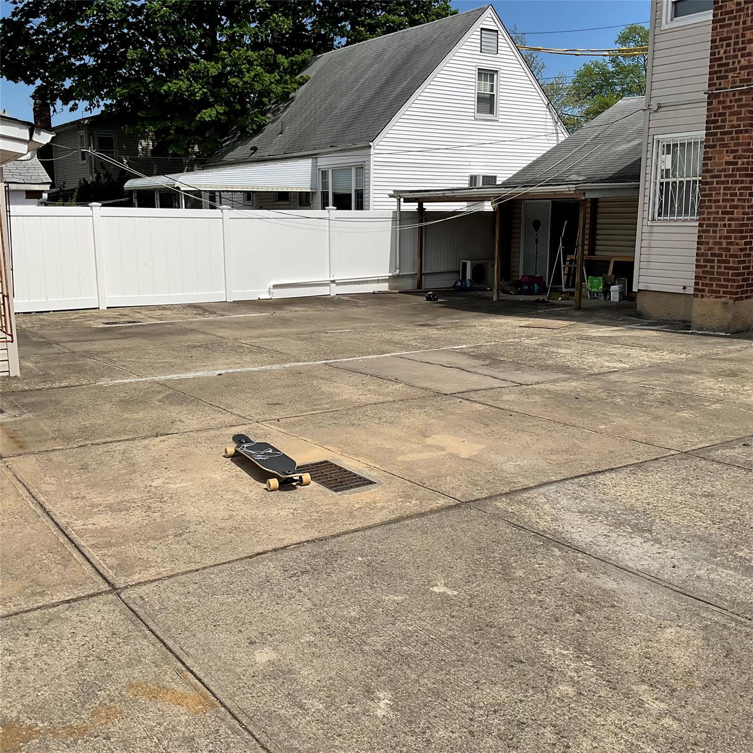 Single Family 257th  Queens, NY 11422, MLS-861213-38