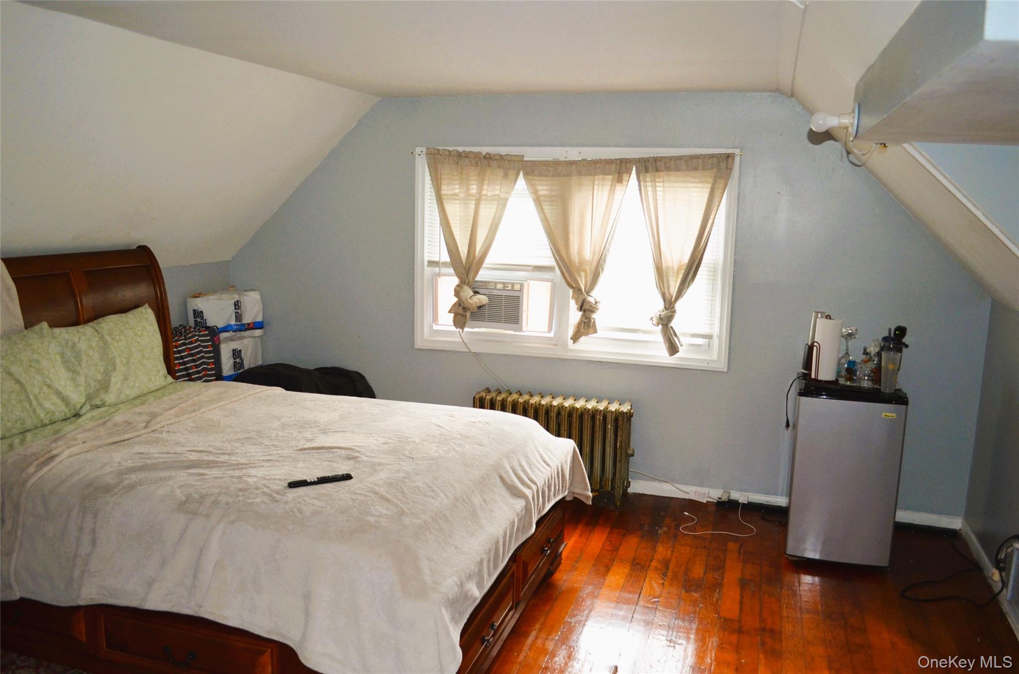 Single Family Powell  Nassau County, NY 11550, MLS-861222-10