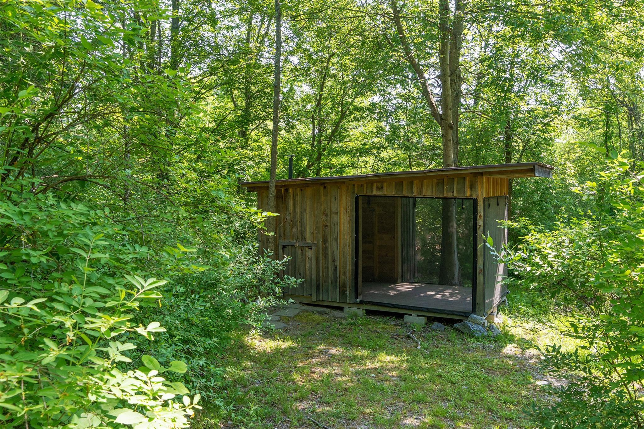 Single Family Woodstock  Dutchess County, NY 12545, MLS-861225-37