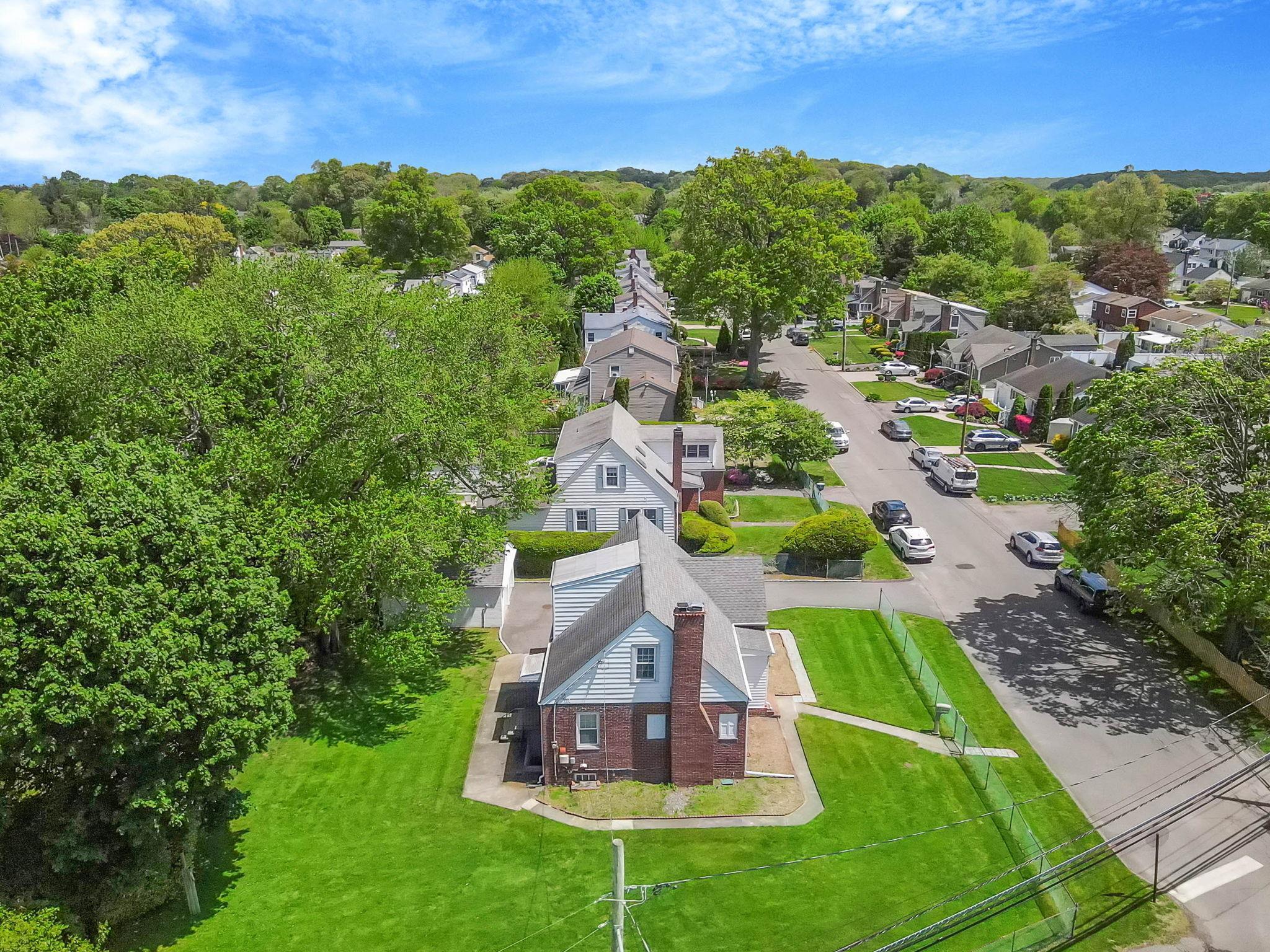 Single Family Adelaide  Suffolk County, NY 11746, MLS-861241-2