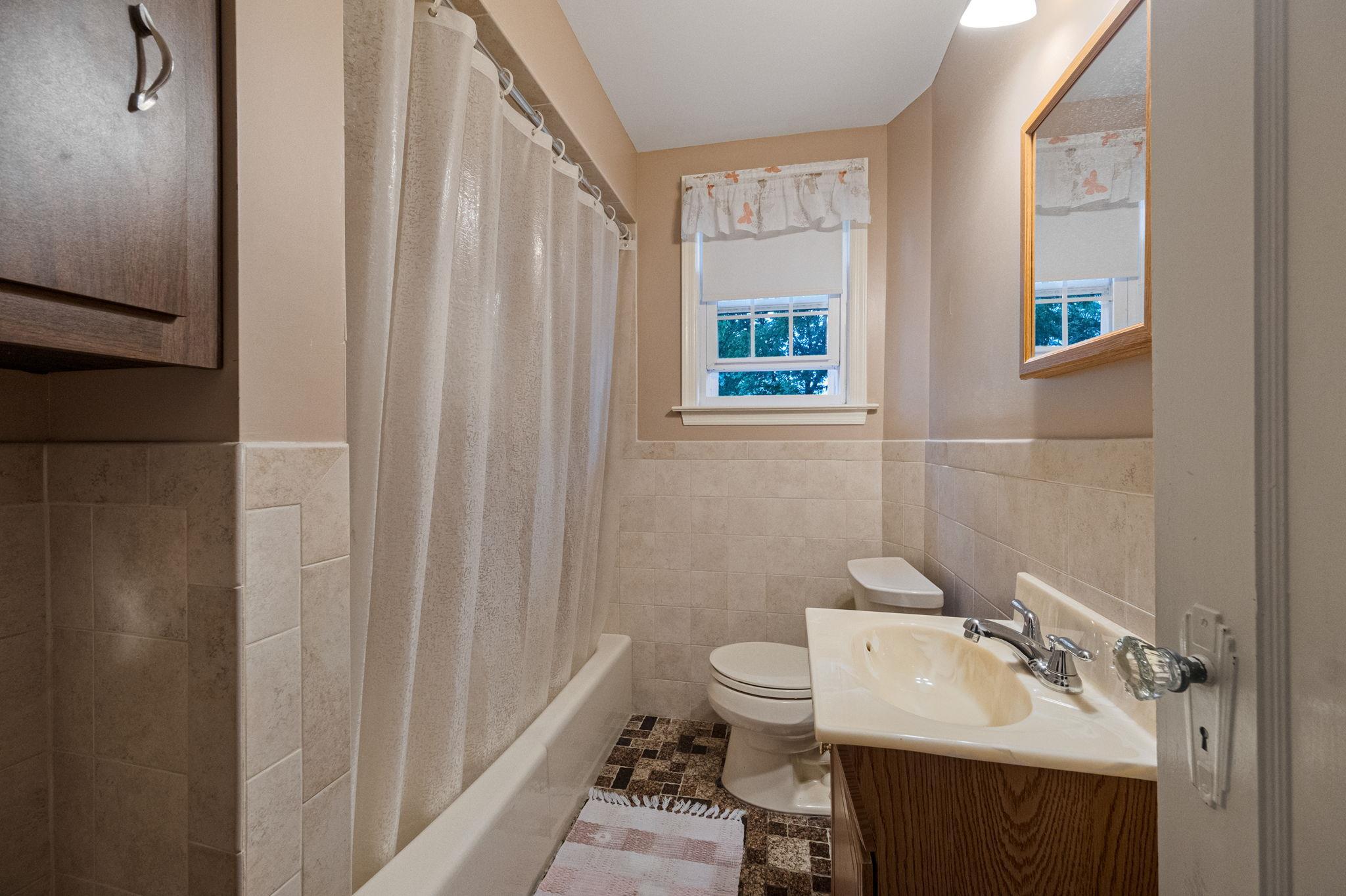 Single Family Adelaide  Suffolk County, NY 11746, MLS-861241-22