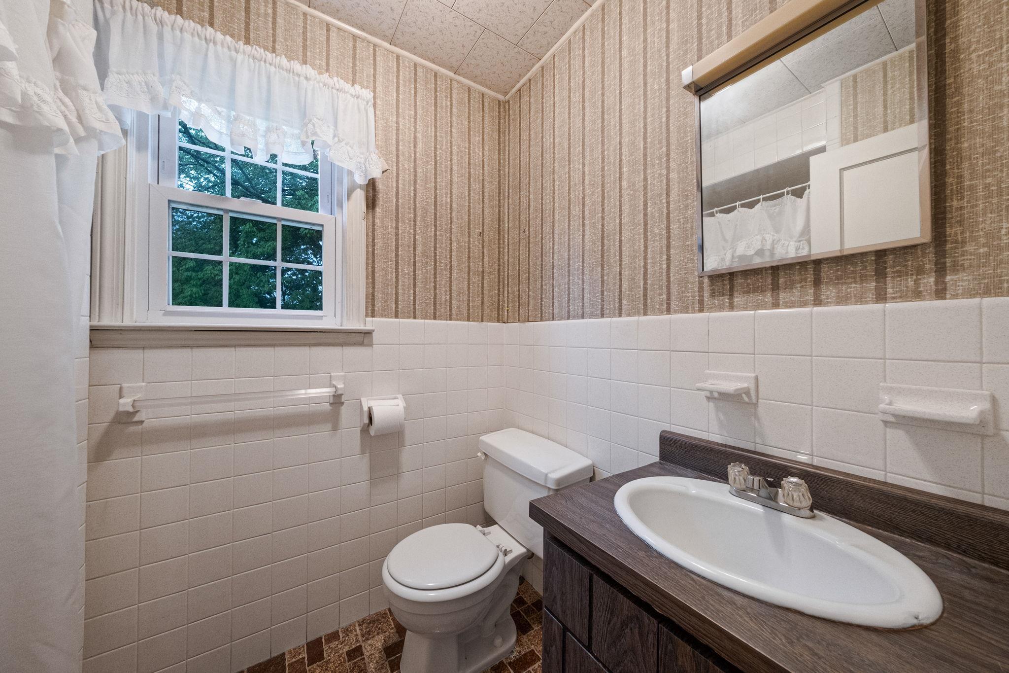 Single Family Adelaide  Suffolk County, NY 11746, MLS-861241-23