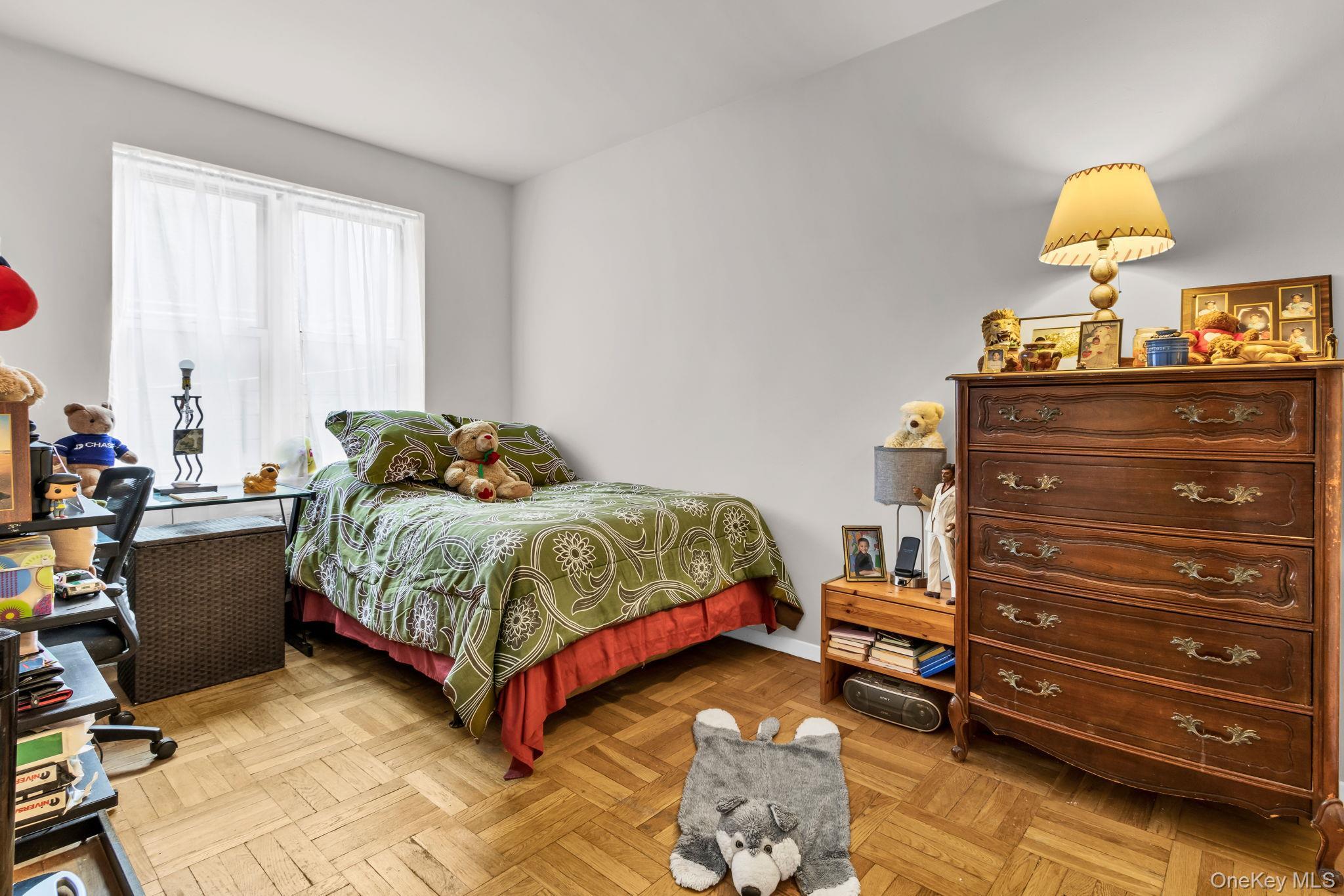 Coop 231  Bronx, NY 10463, MLS-861266-18