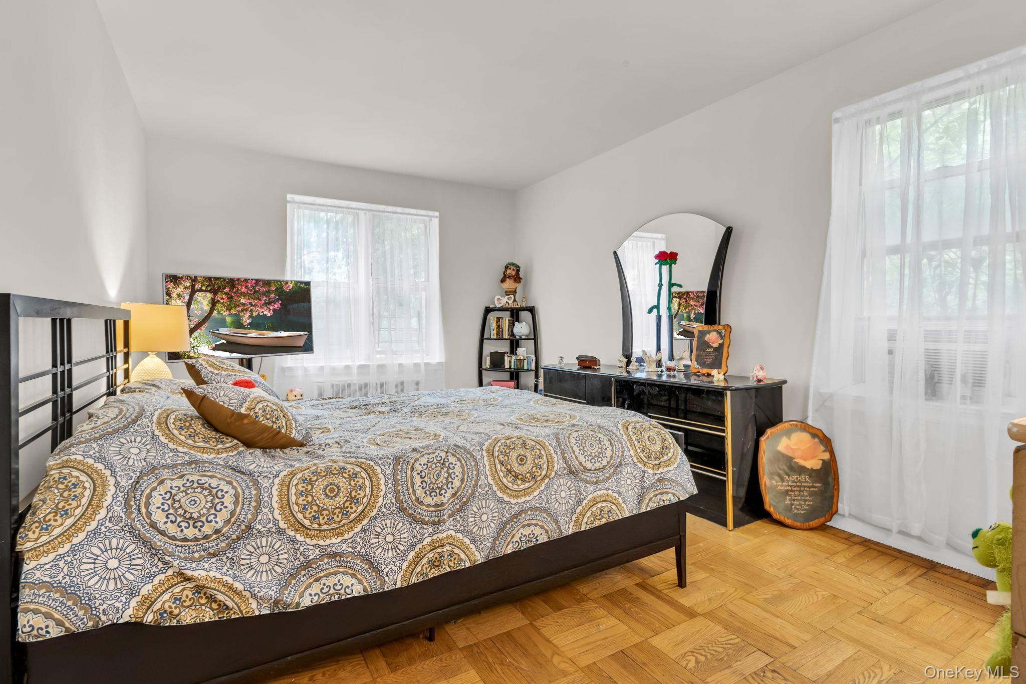 Coop 231  Bronx, NY 10463, MLS-861266-20