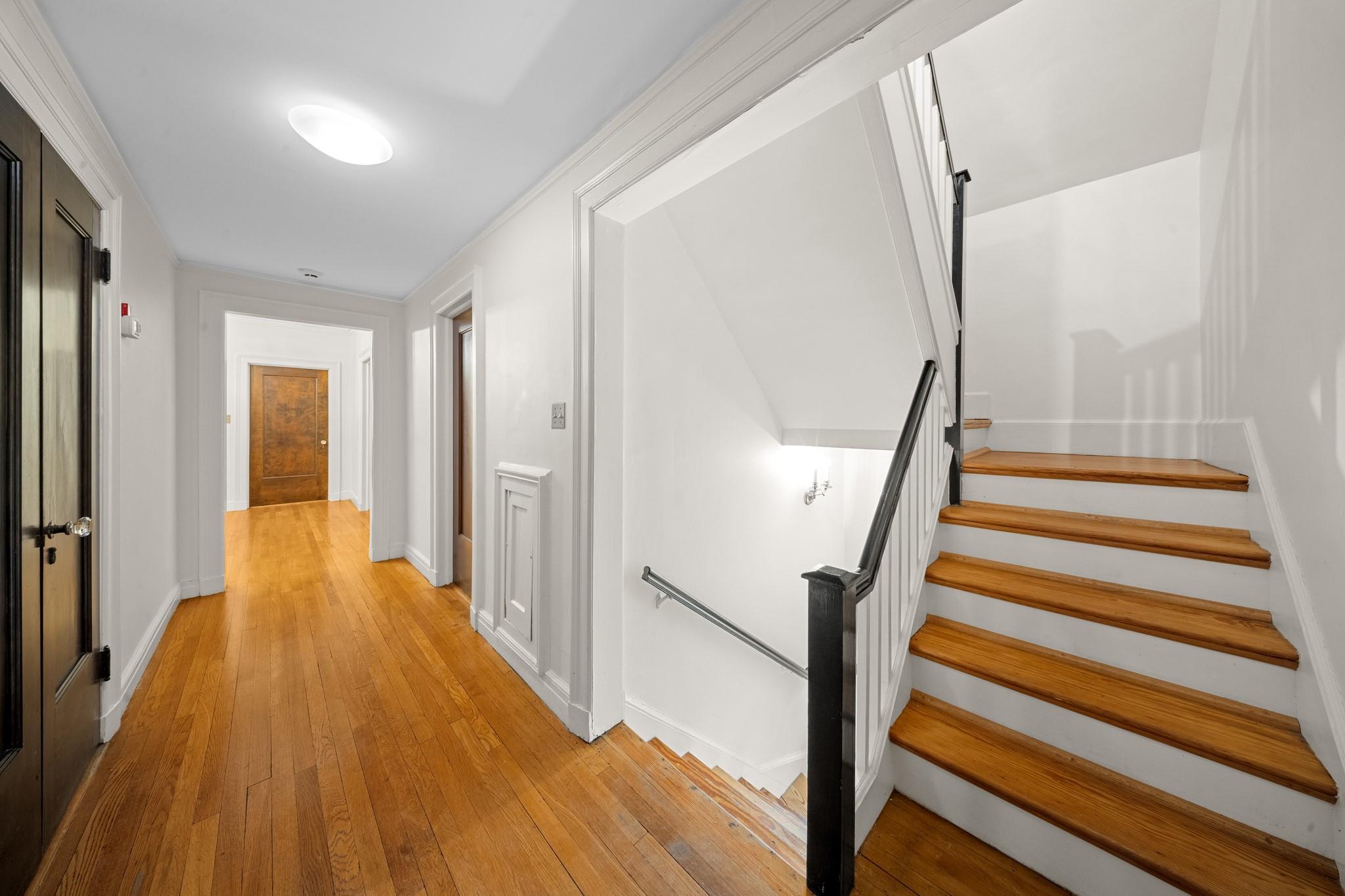 Single Family 231st  Bronx, NY 10463, MLS-861267-22