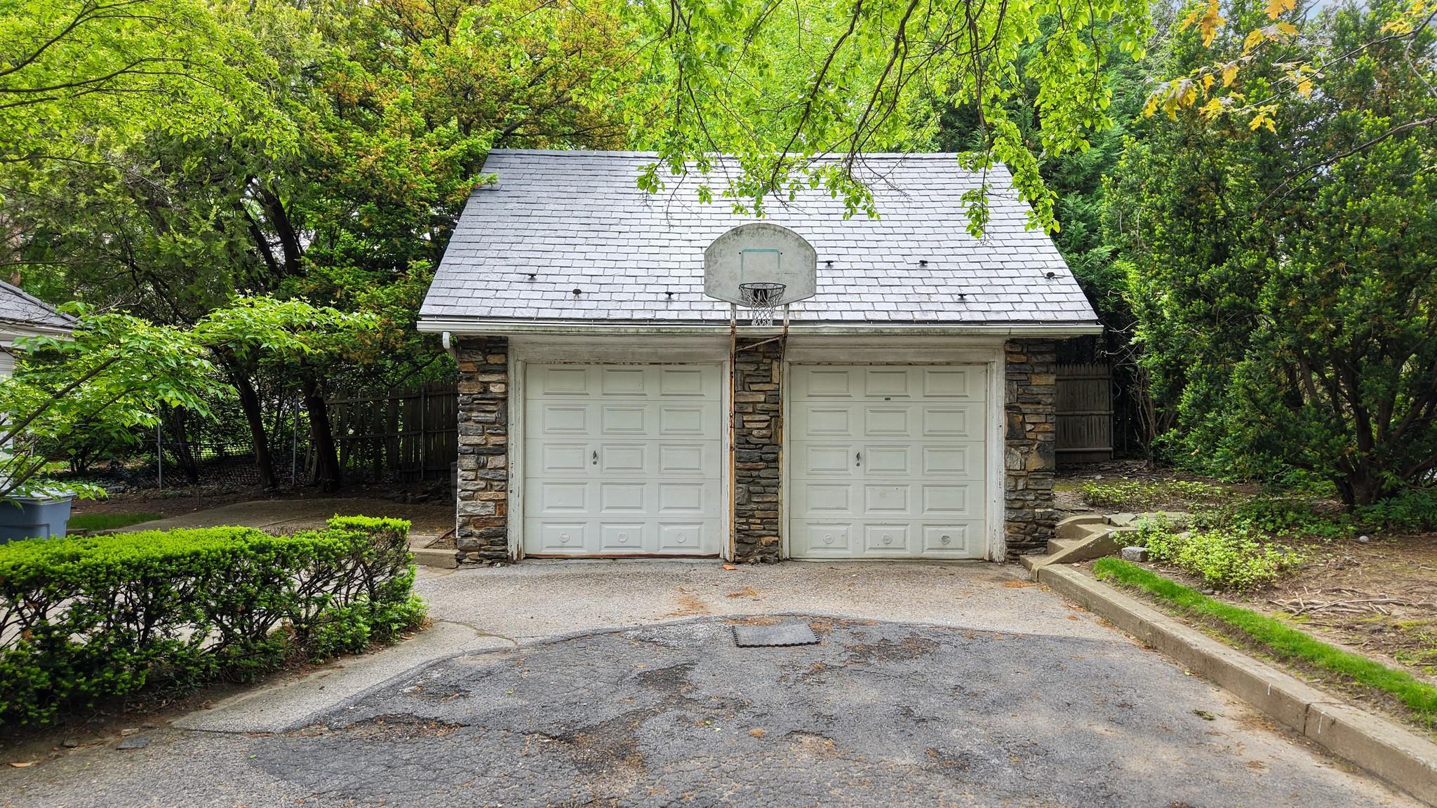 Single Family 231st  Bronx, NY 10463, MLS-861267-27