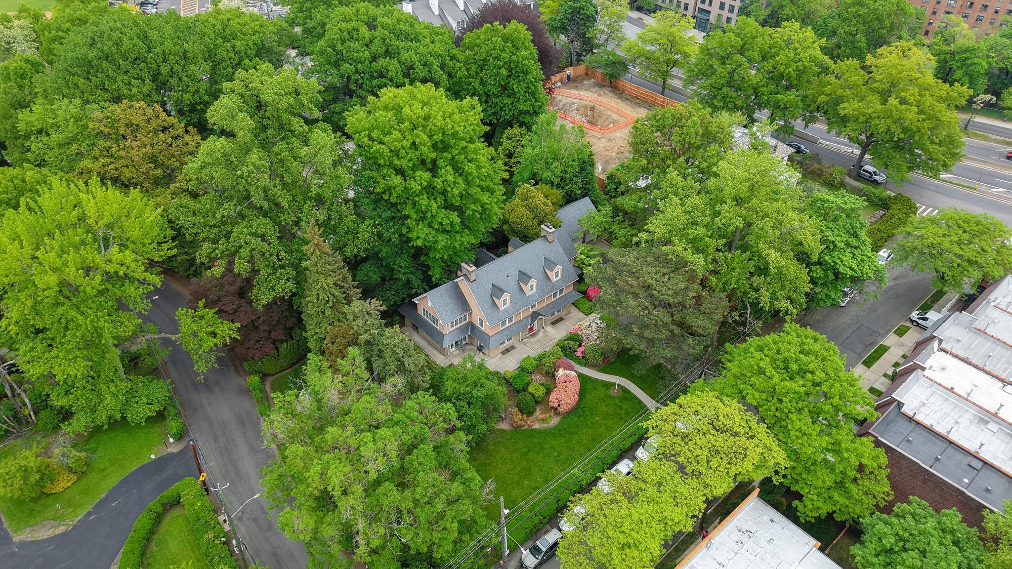 Single Family 231st  Bronx, NY 10463, MLS-861267-28