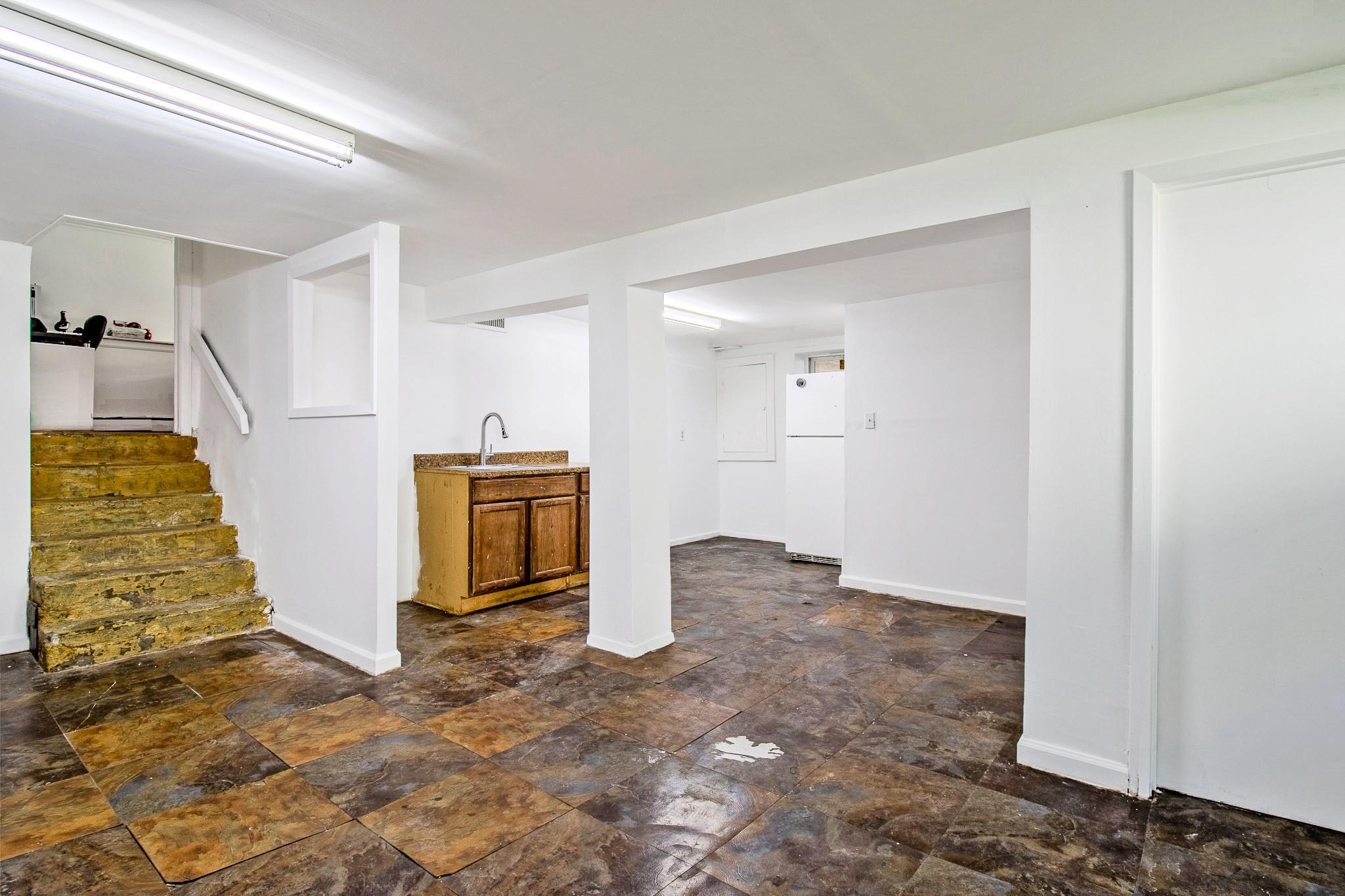 Single Family Newbridge  Nassau County, NY 11554, MLS-861270-15