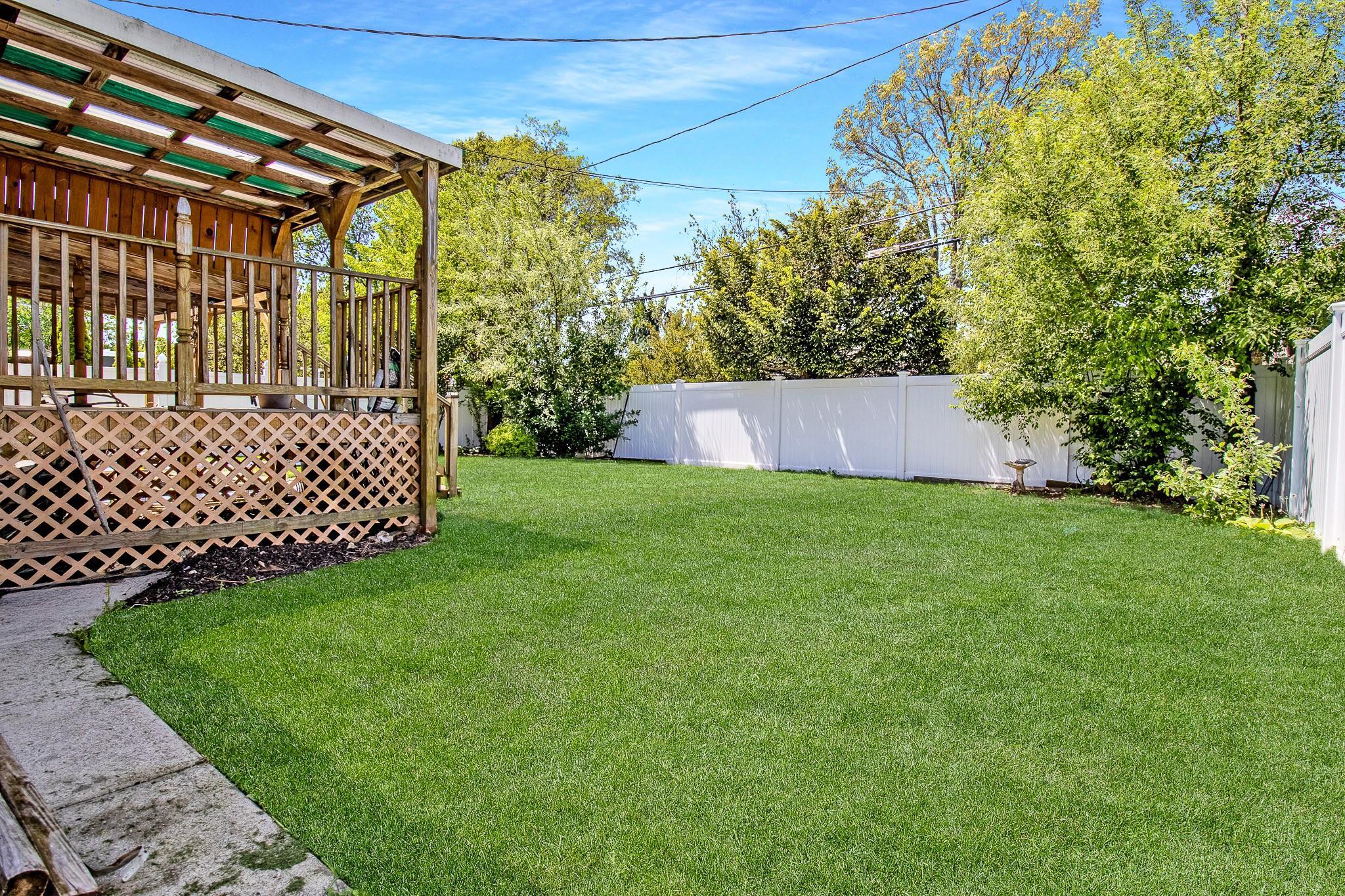 Single Family Newbridge  Nassau County, NY 11554, MLS-861270-18