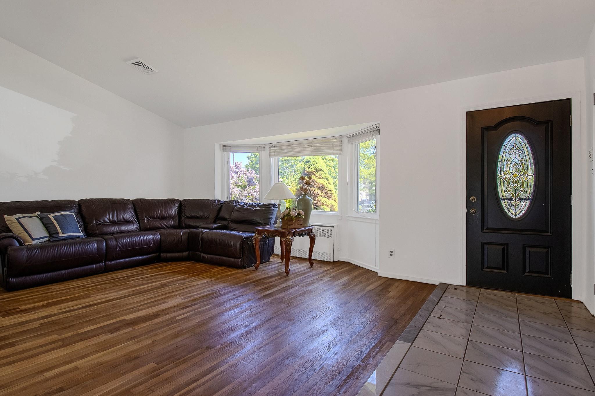 Single Family Newbridge  Nassau County, NY 11554, MLS-861270-5