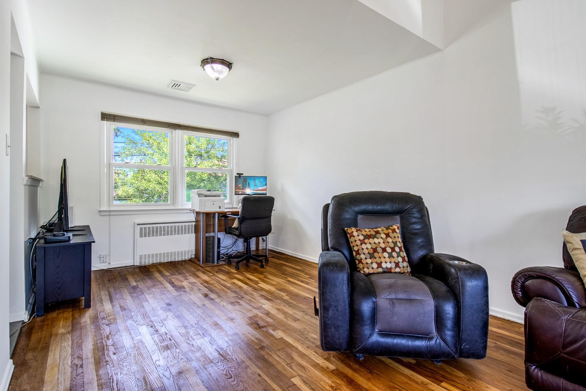Single Family Newbridge  Nassau County, NY 11554, MLS-861270-6