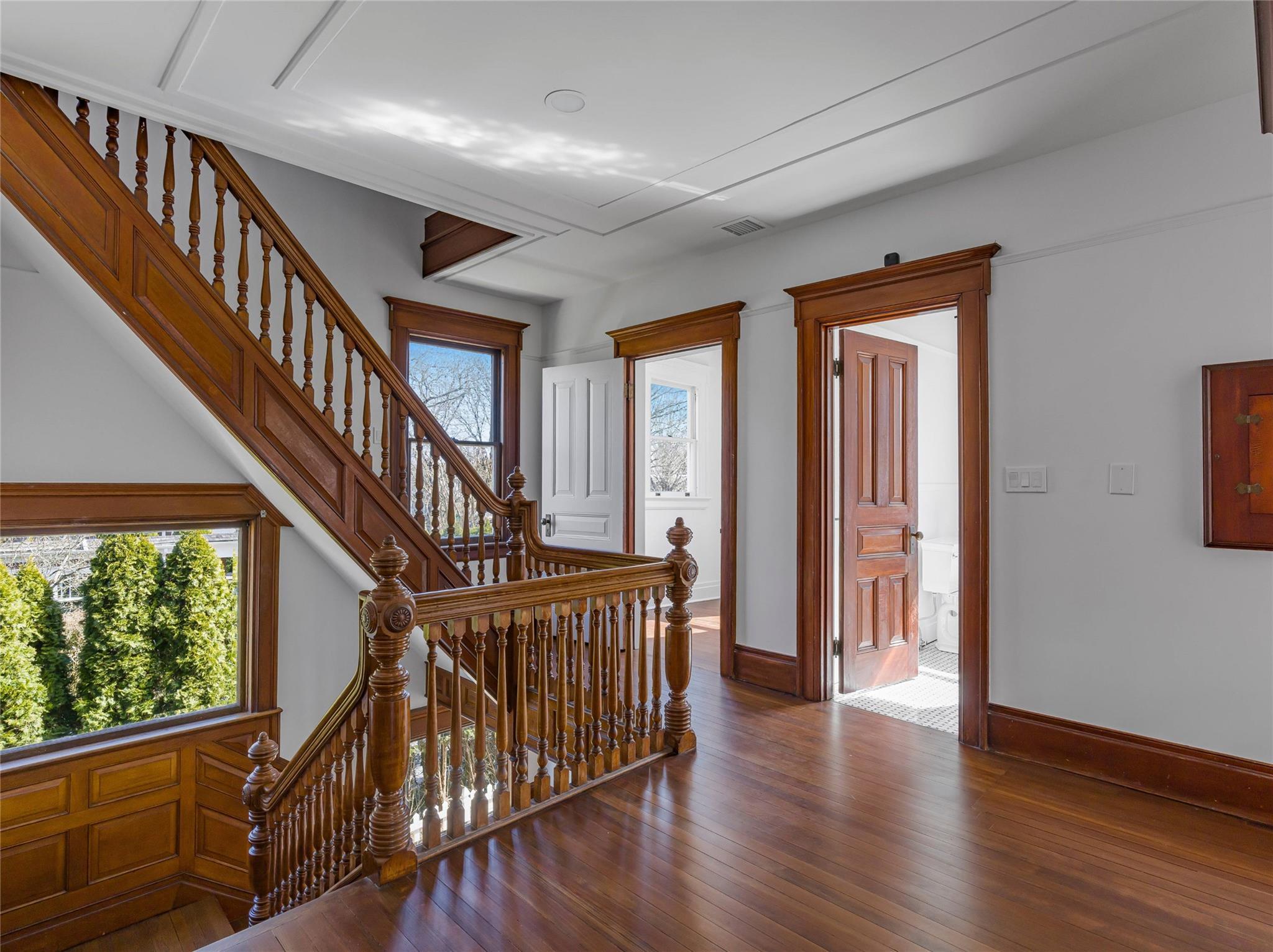 Single Family Huntting  Suffolk County, NY 11937, MLS-861272-12
