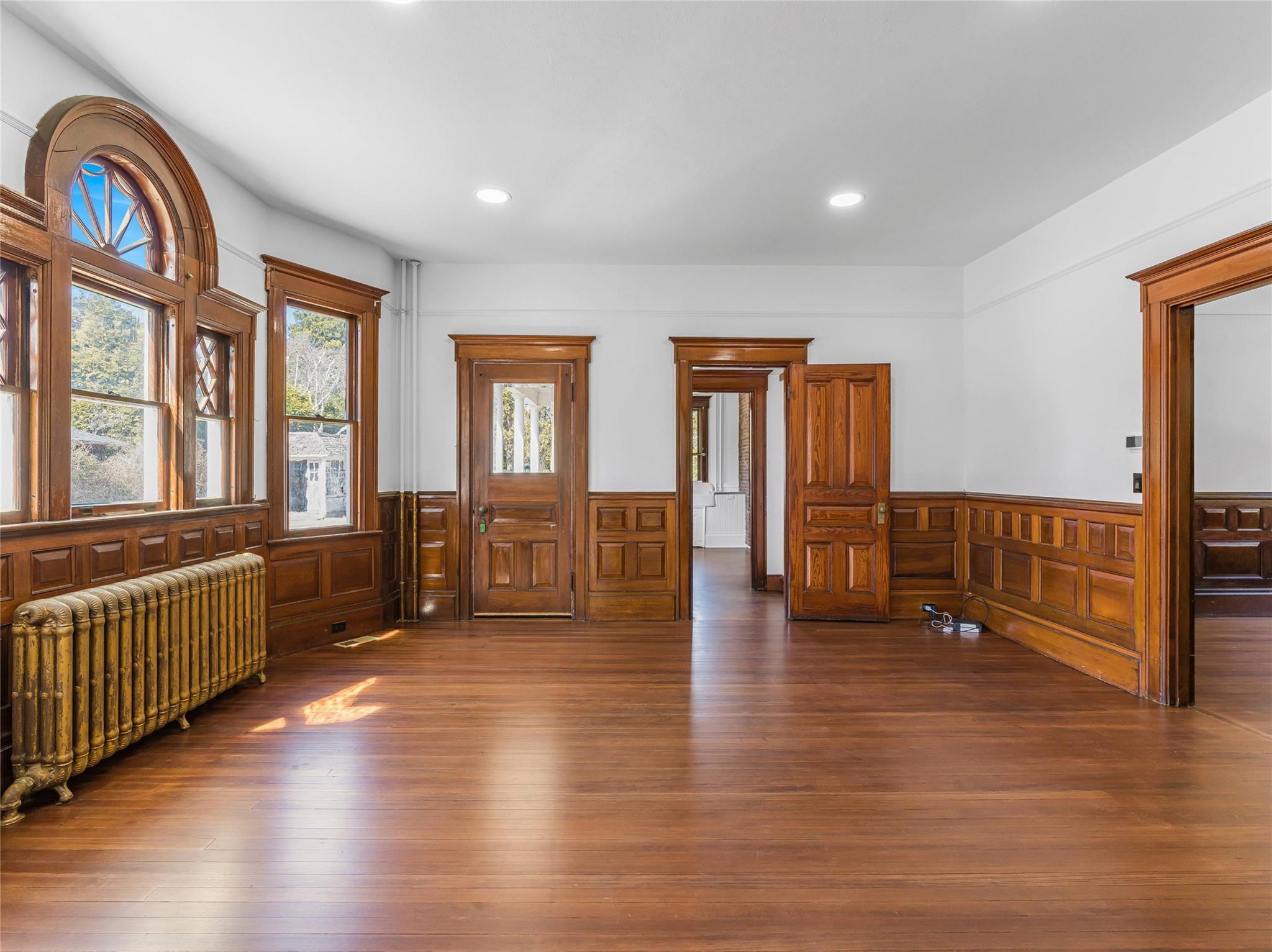 Single Family Huntting  Suffolk County, NY 11937, MLS-861272-15