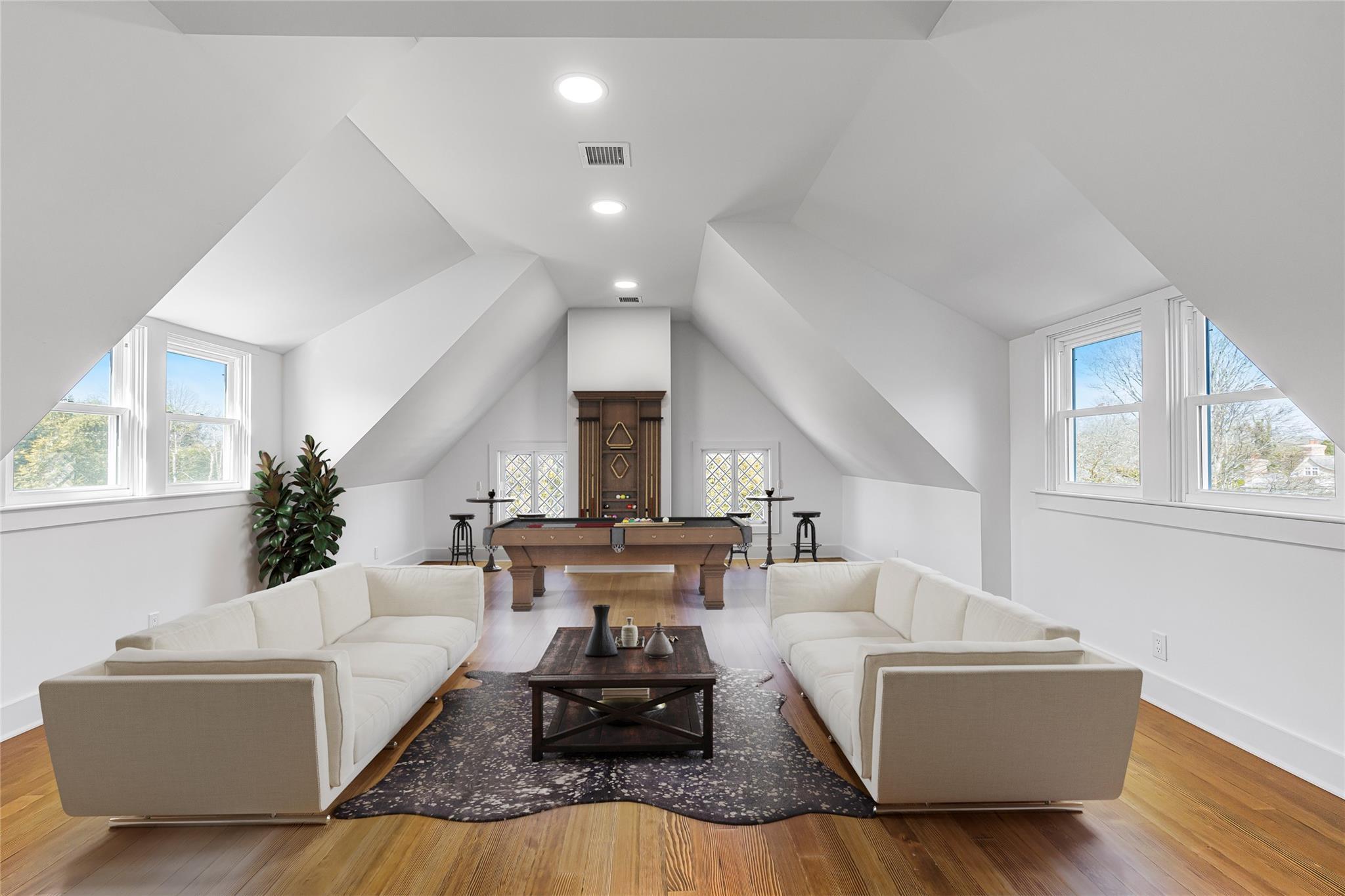 Single Family Huntting  Suffolk County, NY 11937, MLS-861272-16