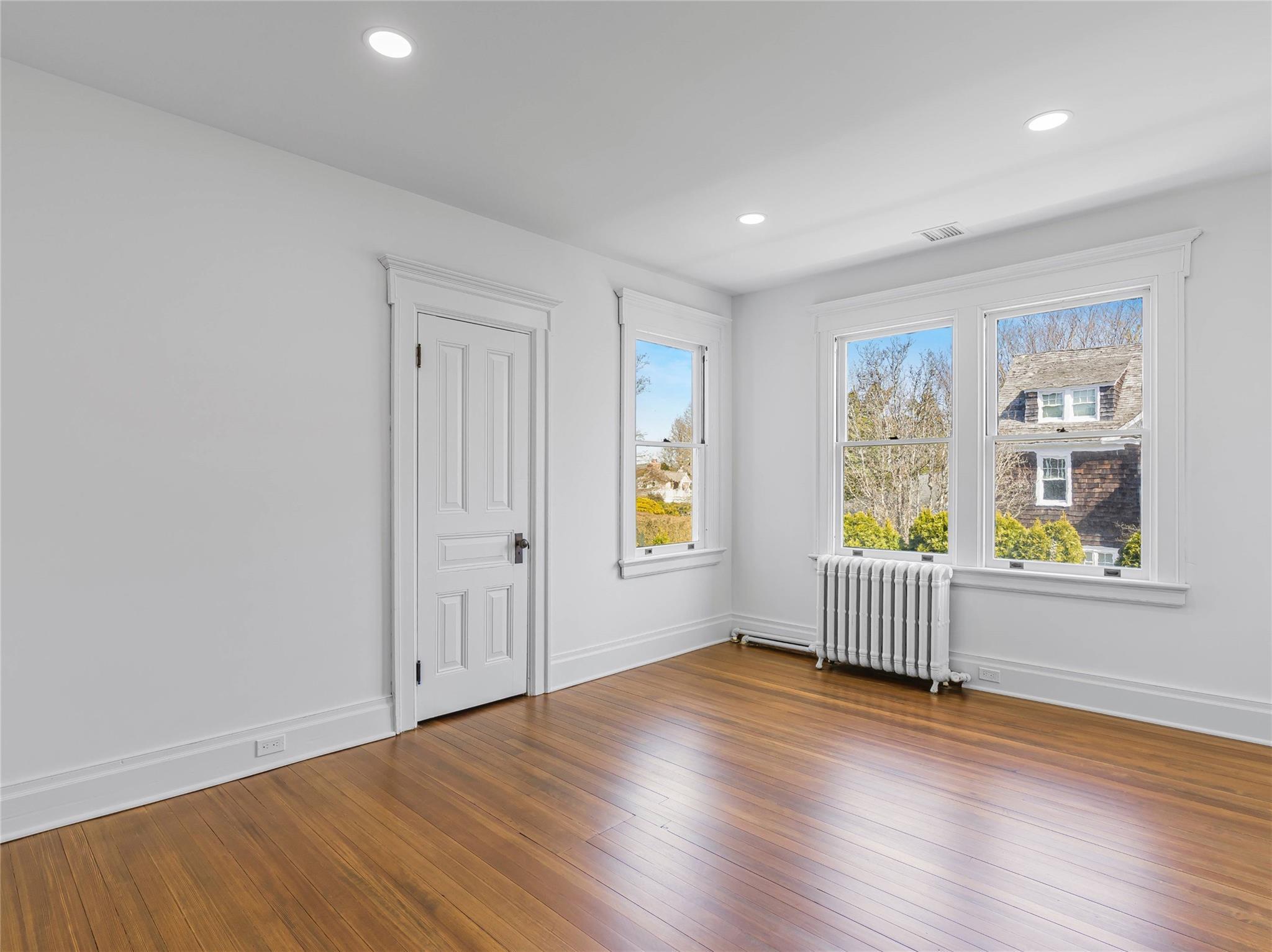 Single Family Huntting  Suffolk County, NY 11937, MLS-861272-23