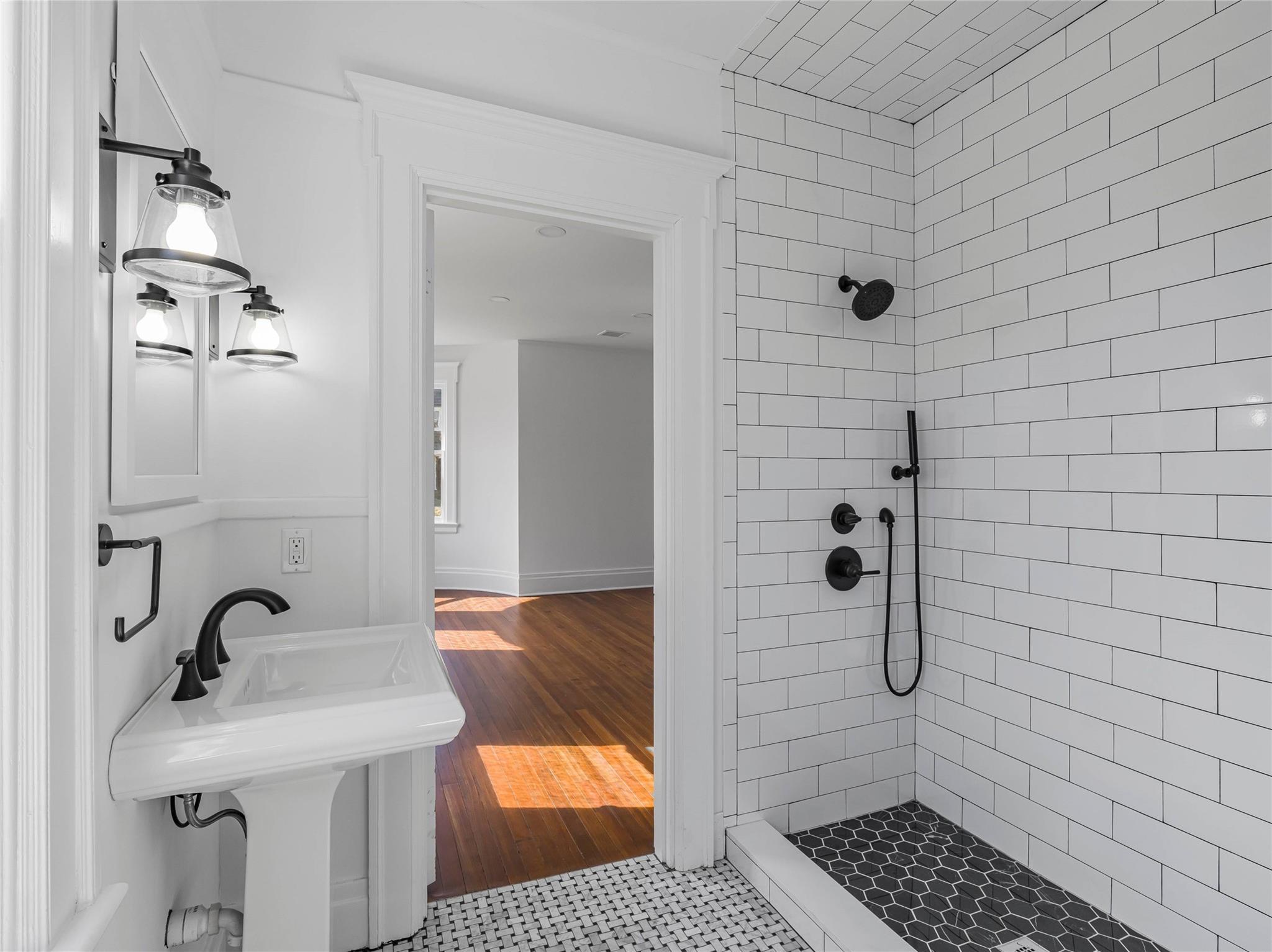 Single Family Huntting  Suffolk County, NY 11937, MLS-861272-28