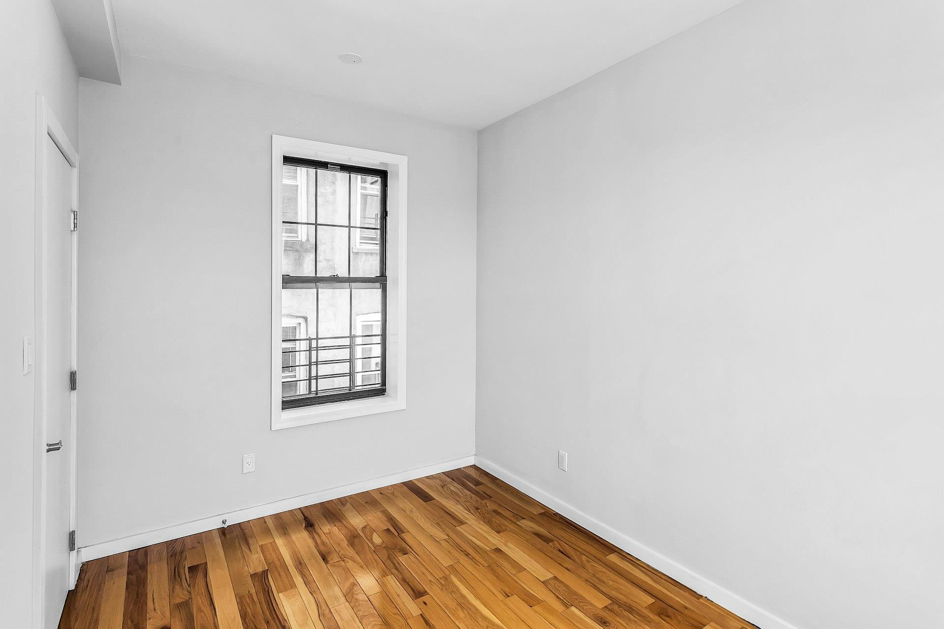 Single Family 9  Queens, NY 11106, MLS-861292-14