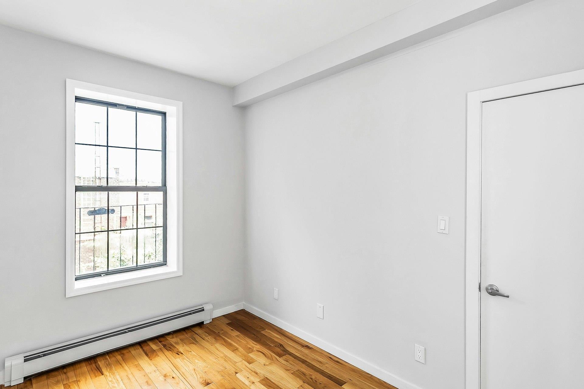 Single Family 9  Queens, NY 11106, MLS-861292-15