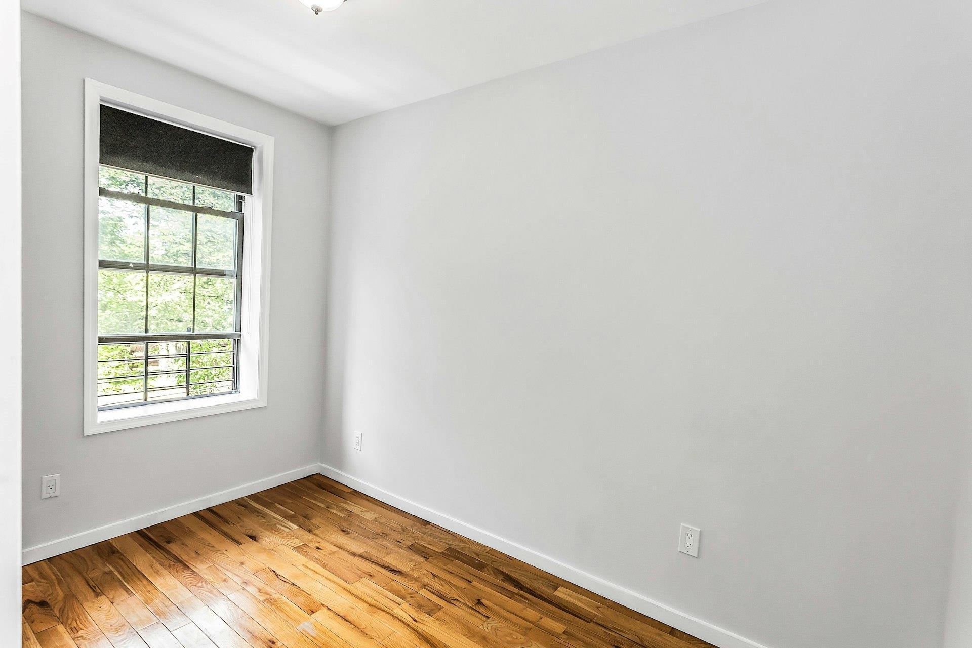 Single Family 9  Queens, NY 11106, MLS-861292-18