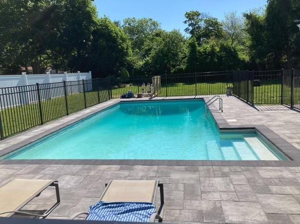 Single Family Manor  Suffolk County, NY 11706, MLS-861297-26
