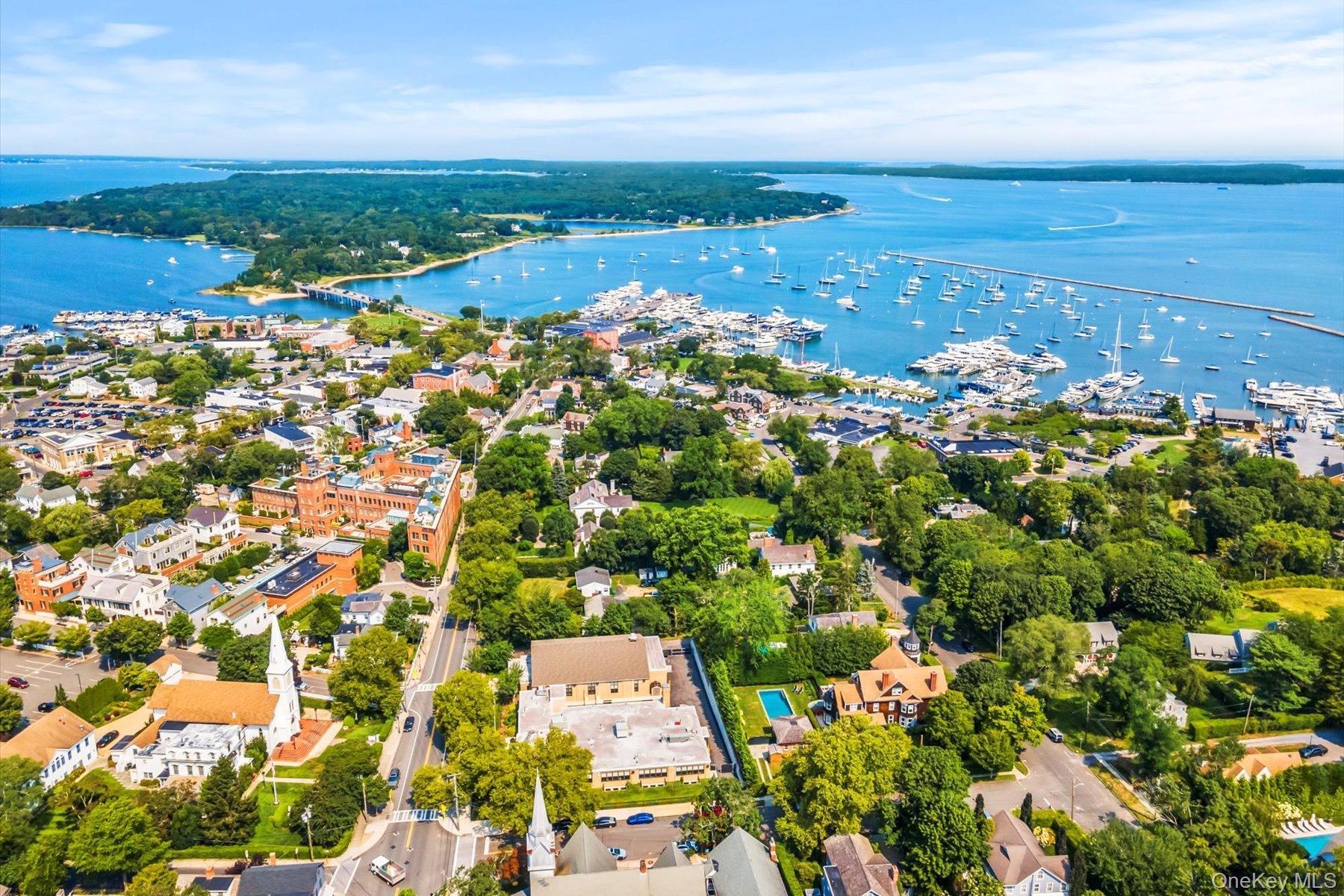 Single Family Walker Suffolk County, NY 11963, MLS-861302-10