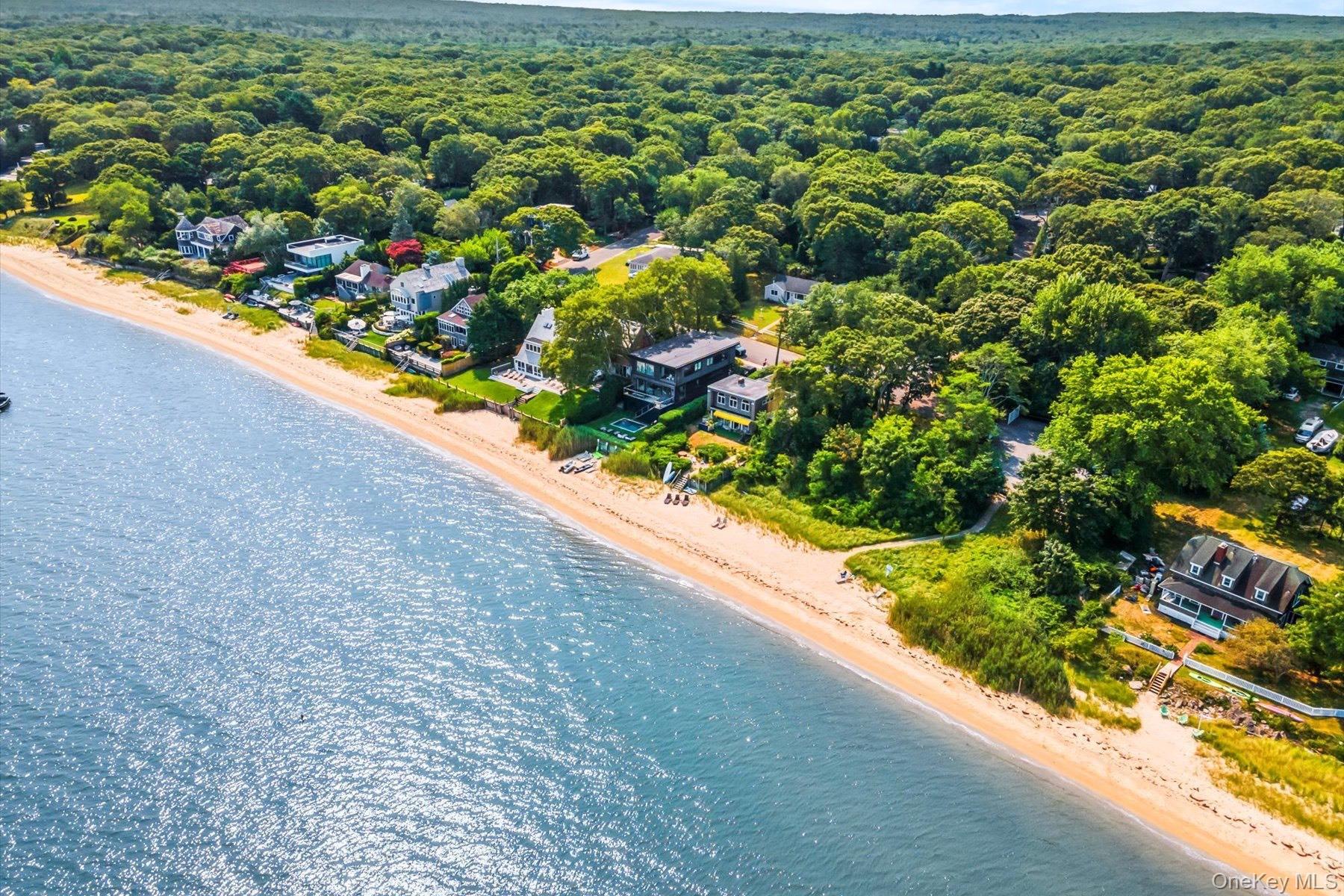 Single Family Walker Suffolk County, NY 11963, MLS-861302-9