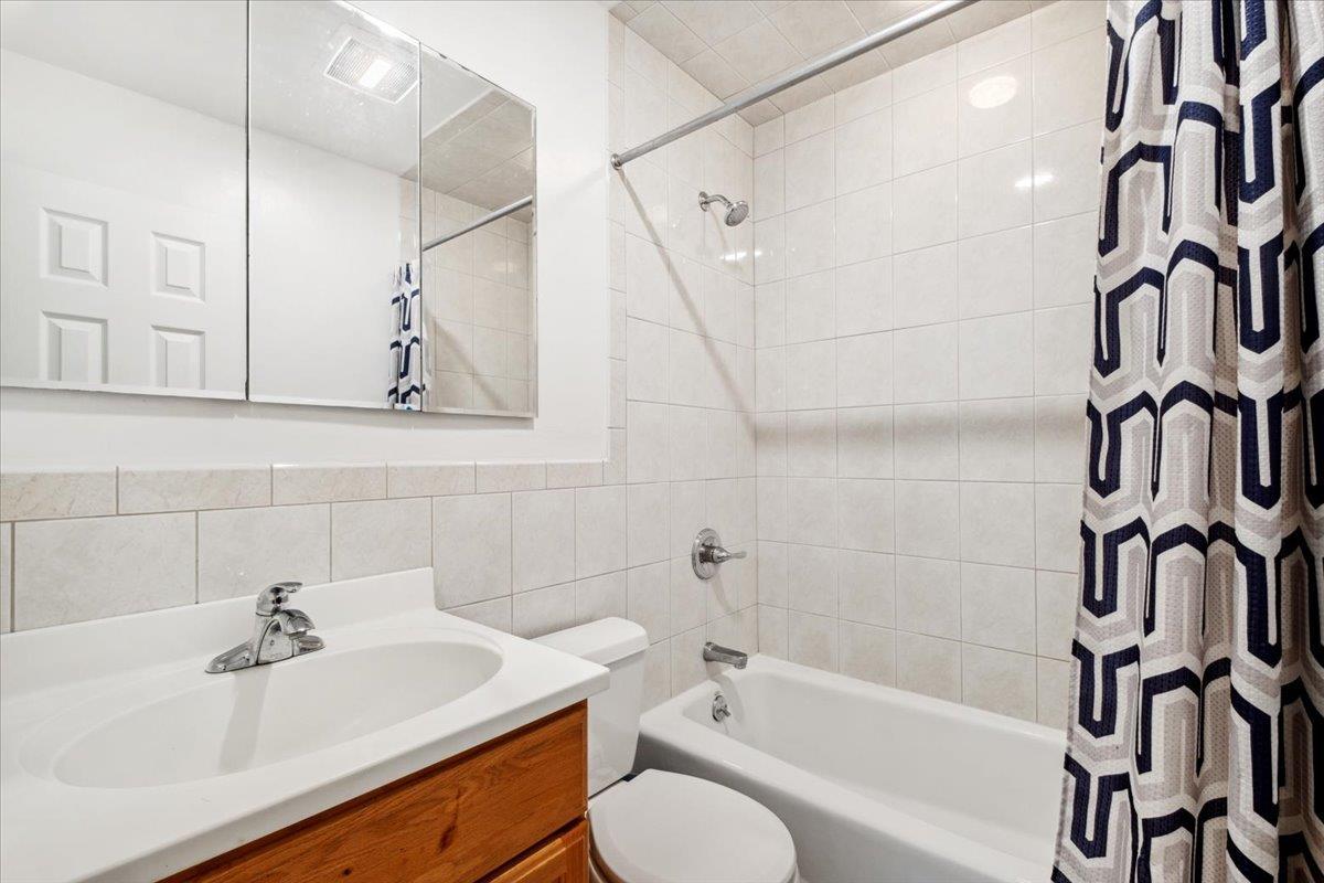 Single Family Abraham Gunn Memorial  Westchester County, NY 10567, MLS-861321-20